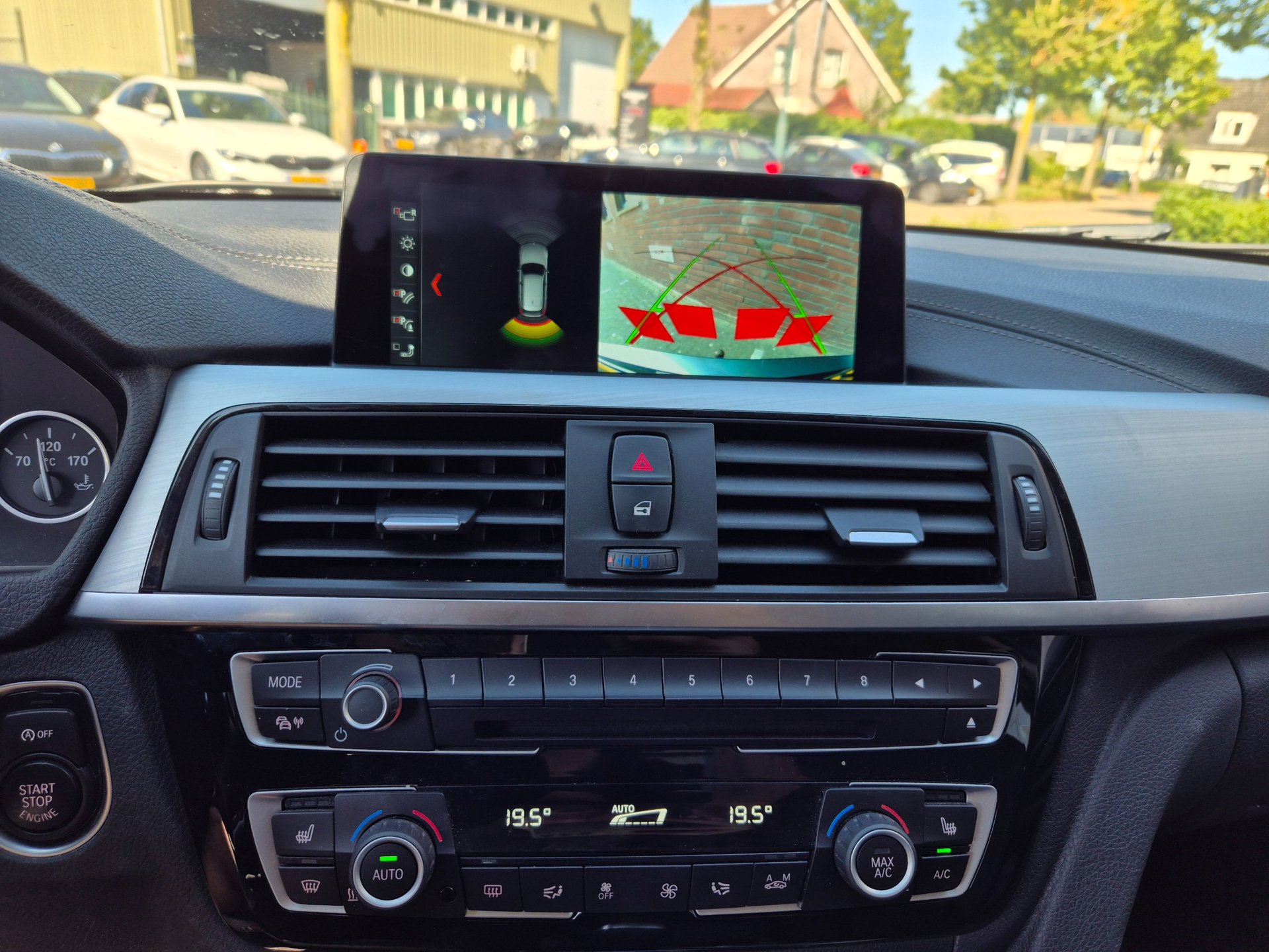 Foto van BMW 320i xDrive