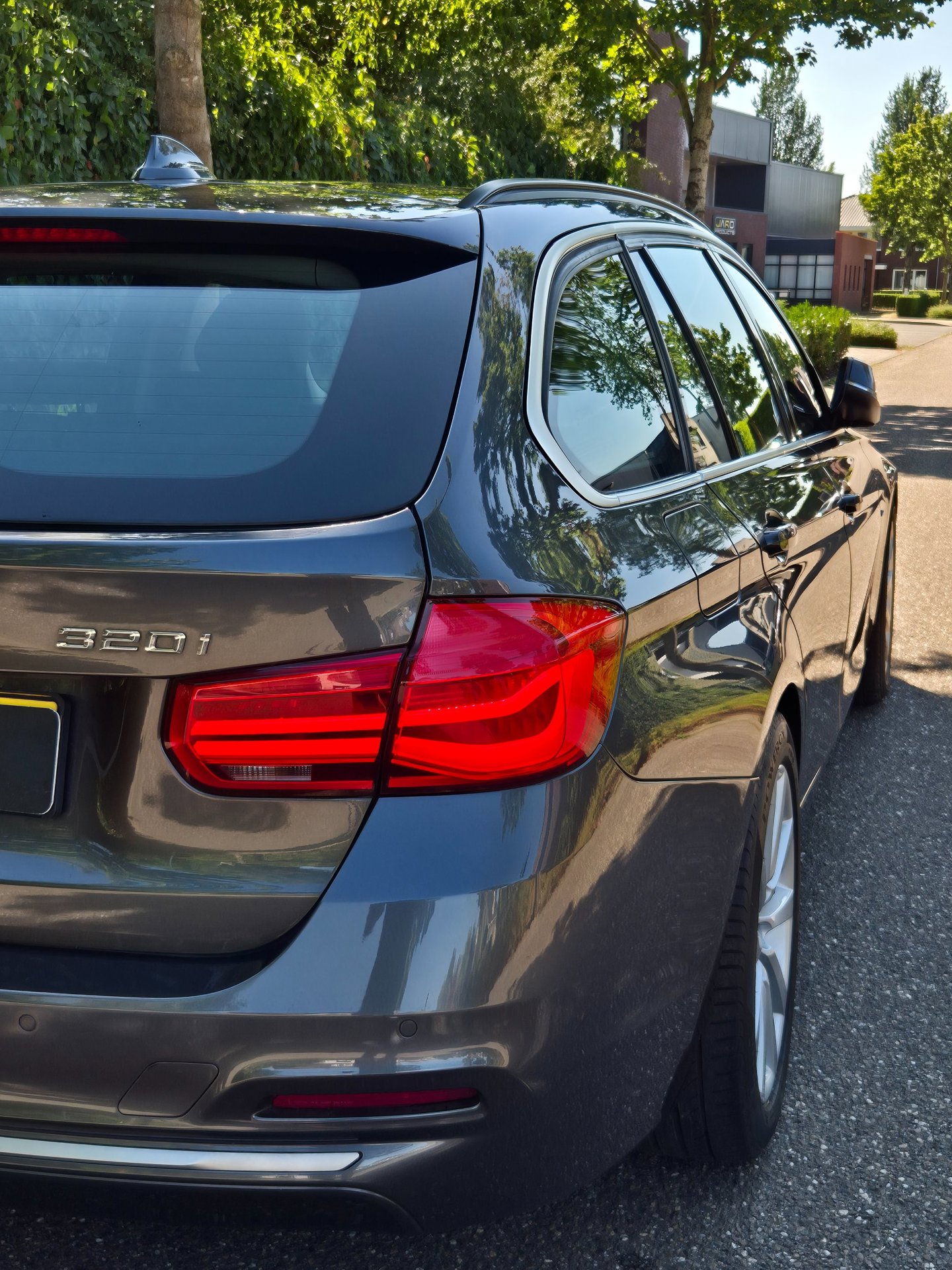 Foto van BMW 320i xDrive