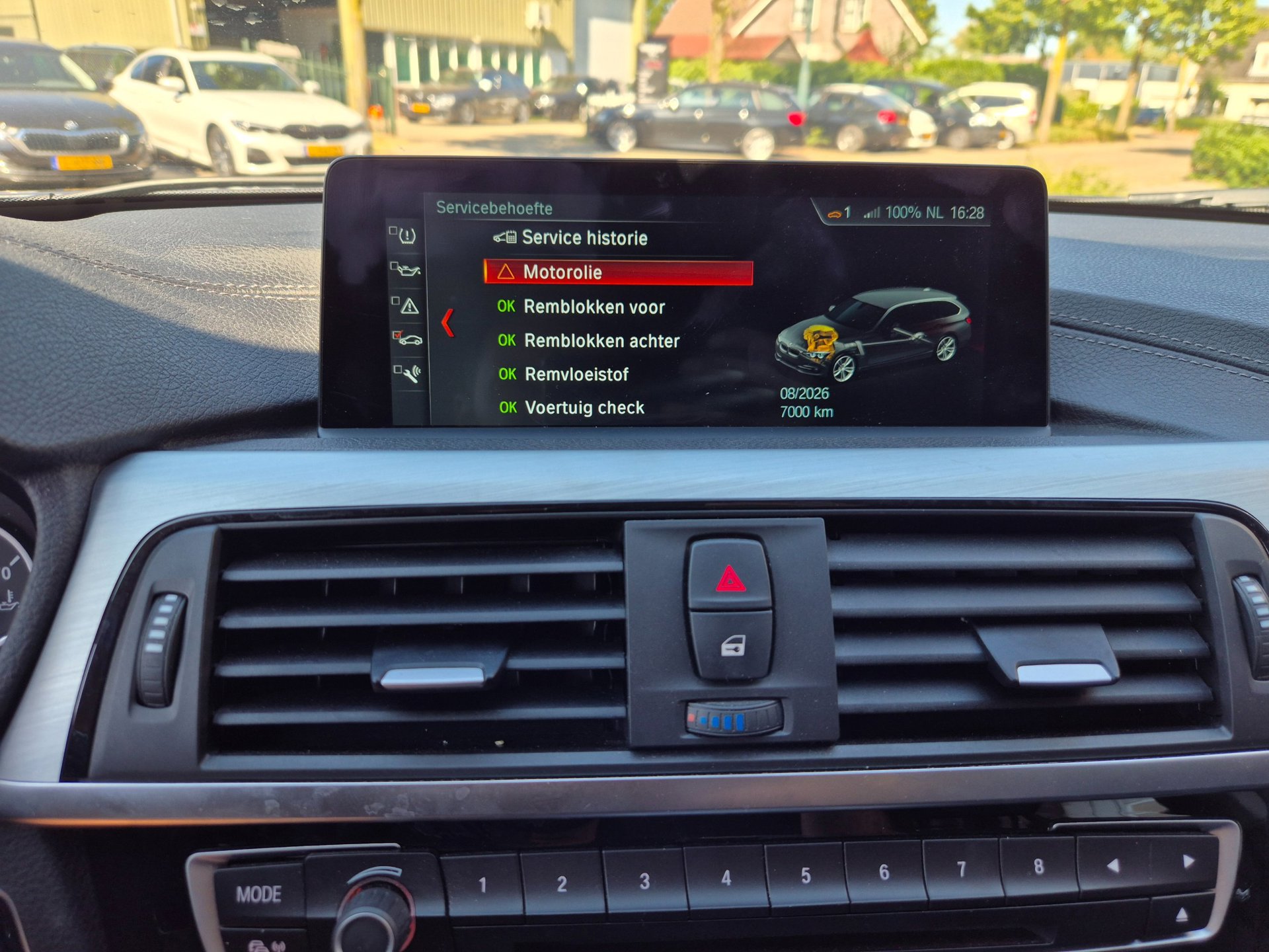 Foto van BMW 320i xDrive