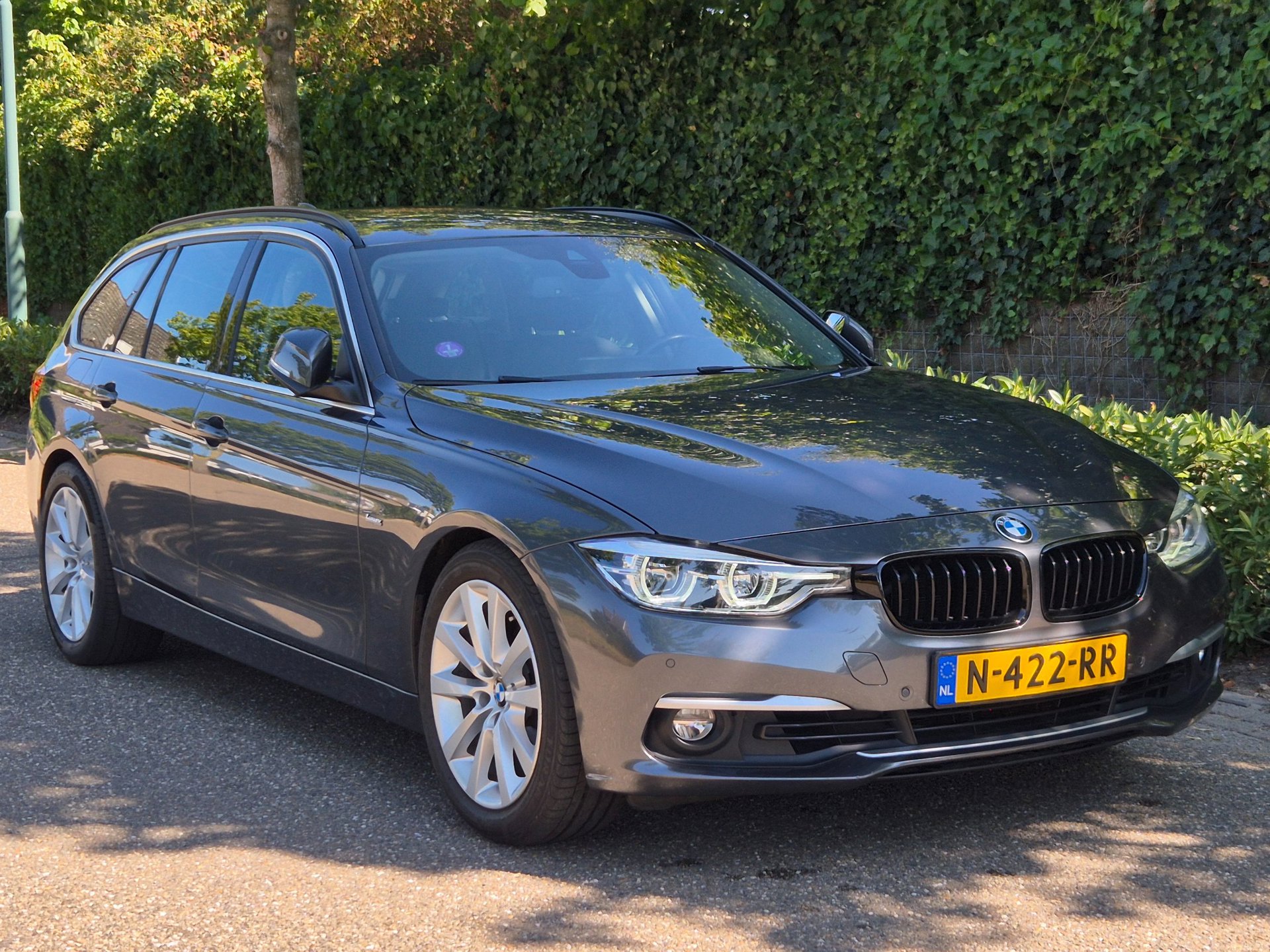 Foto van BMW 320i xDrive