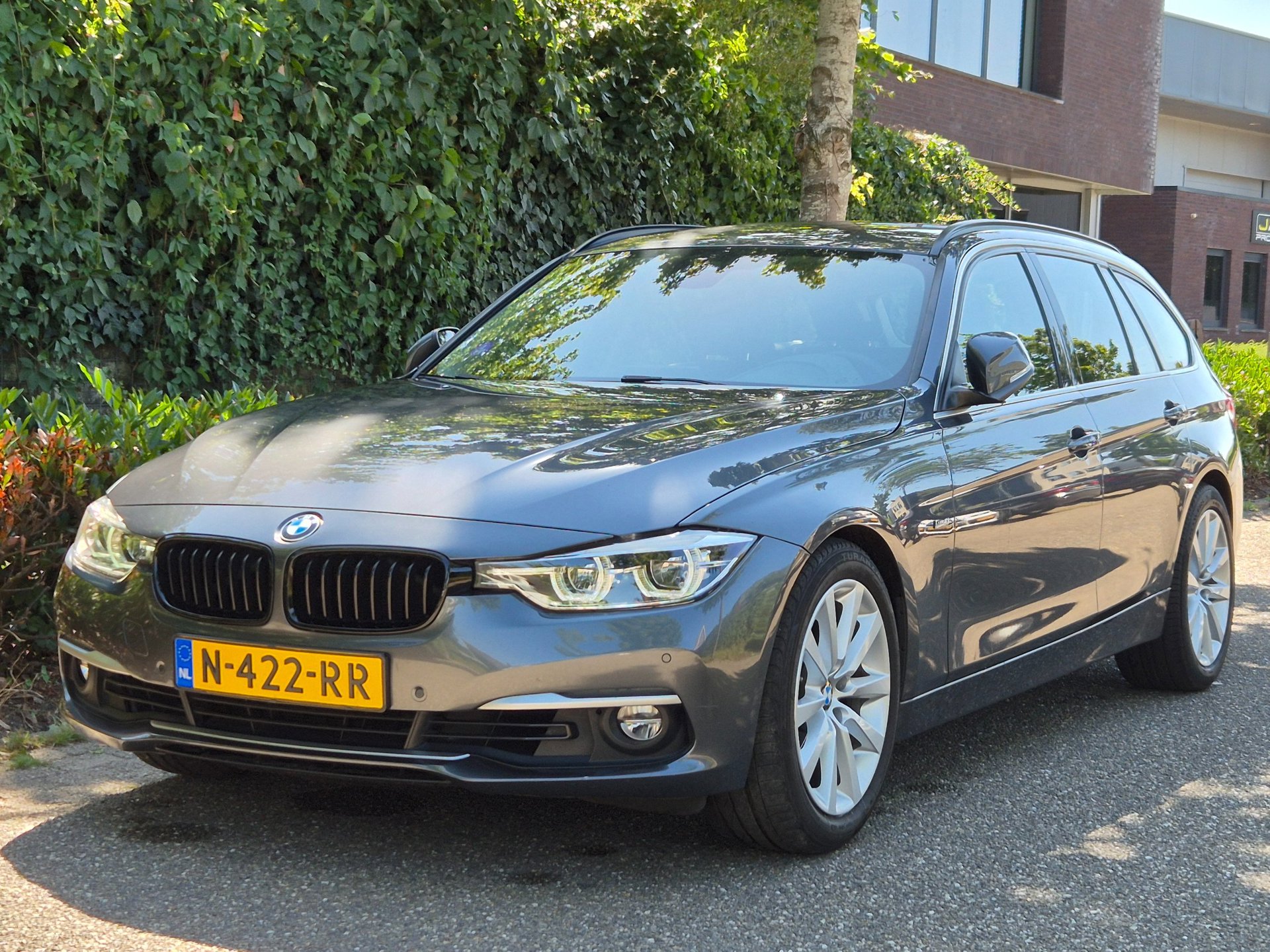 BMW 320i xDrive 320i xDrive Luxury Edition 2018 - voorkant