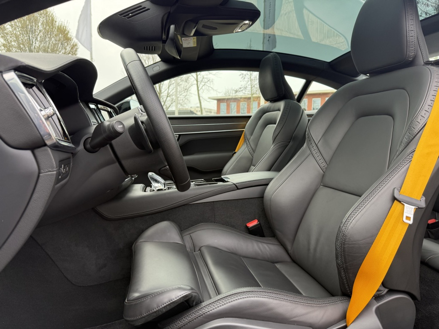 Foto van Polestar 1