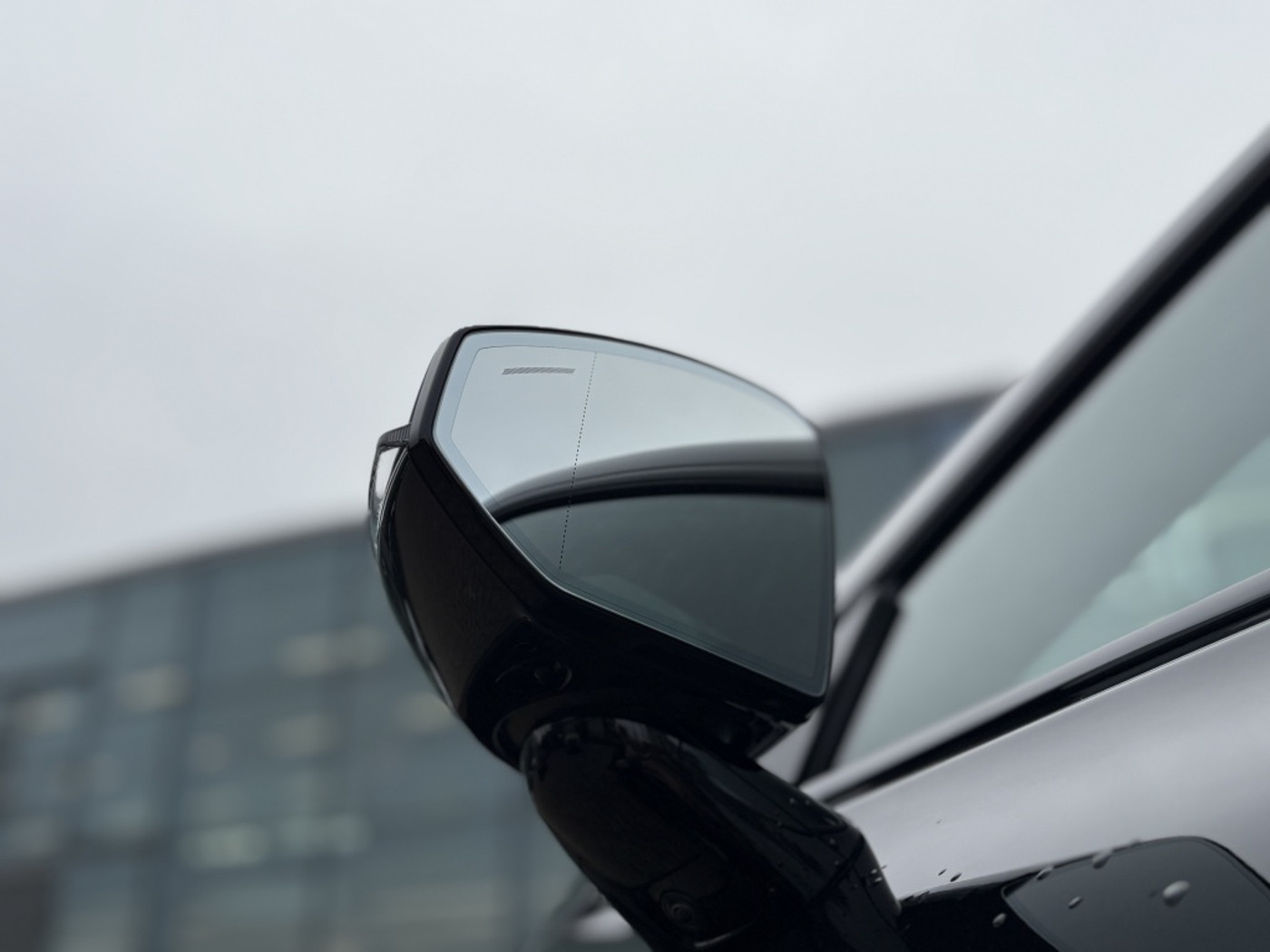 Foto van Polestar 1