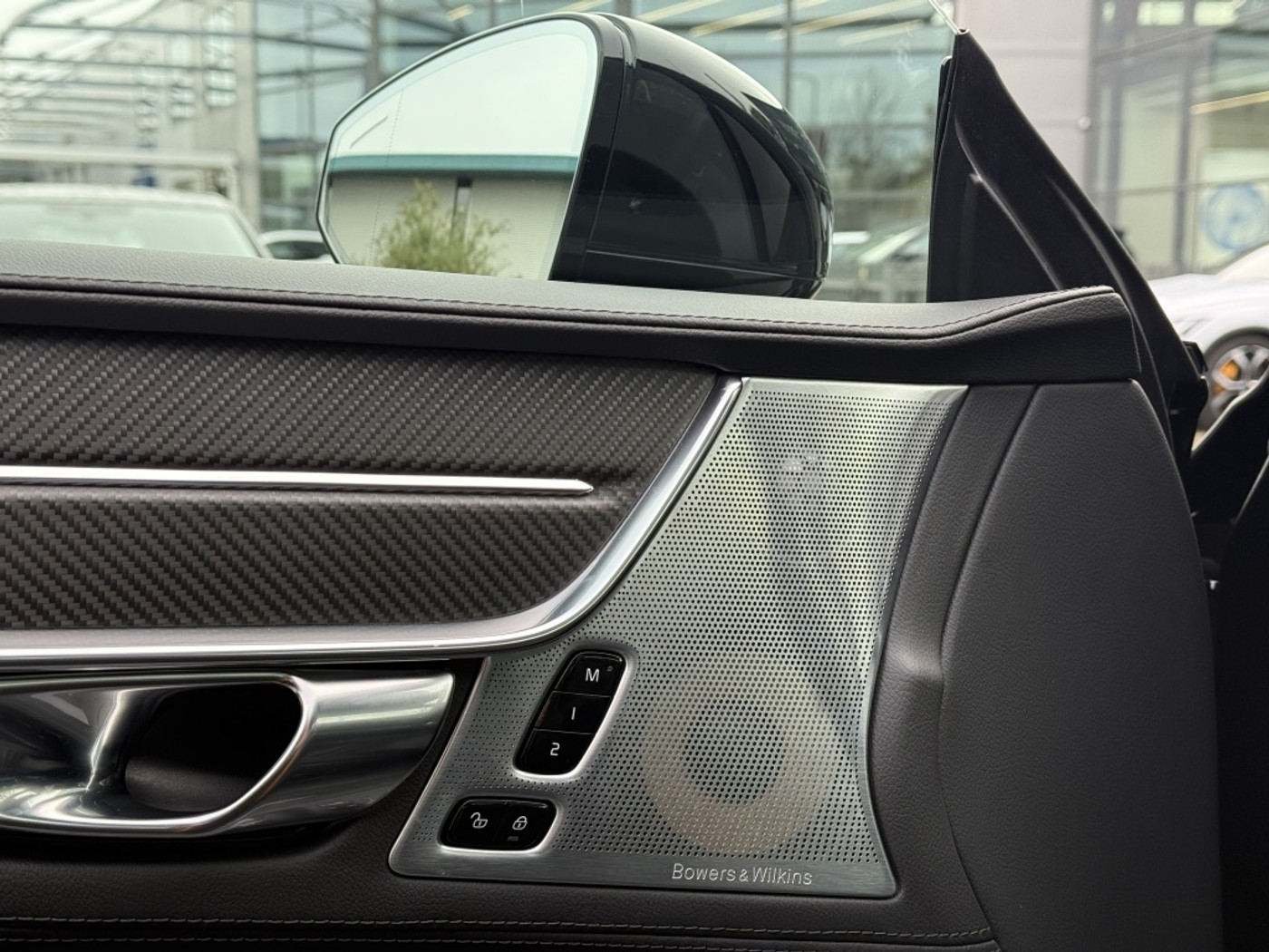 Foto van Polestar 1