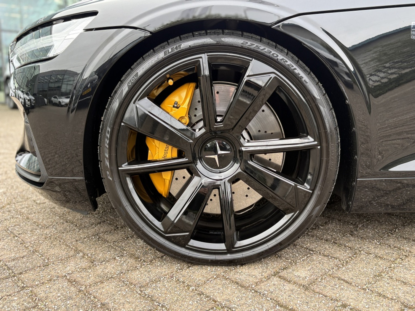 Foto van Polestar 1