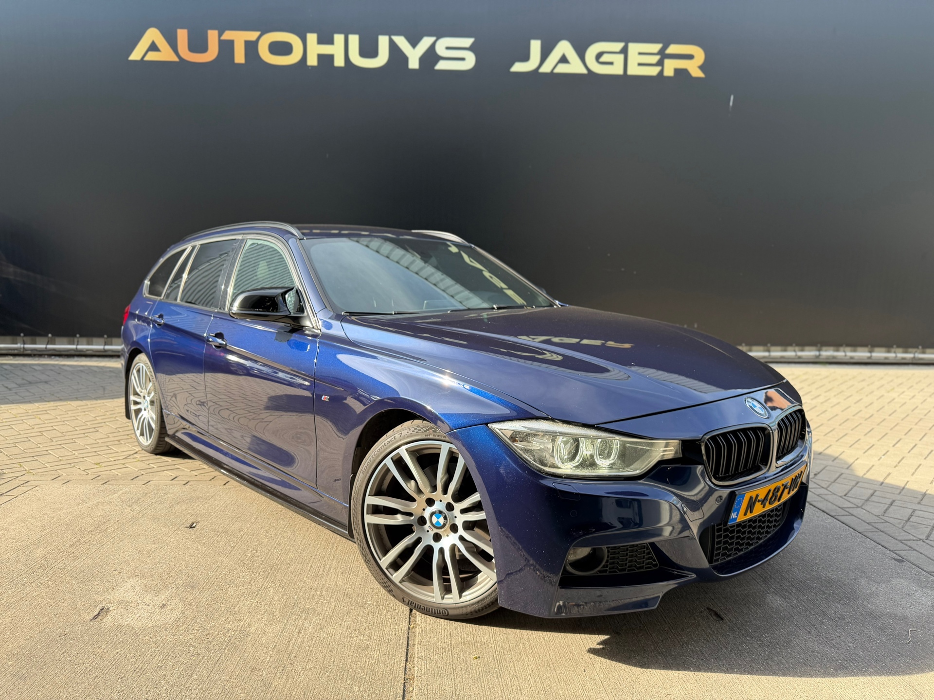 Foto van BMW 328i