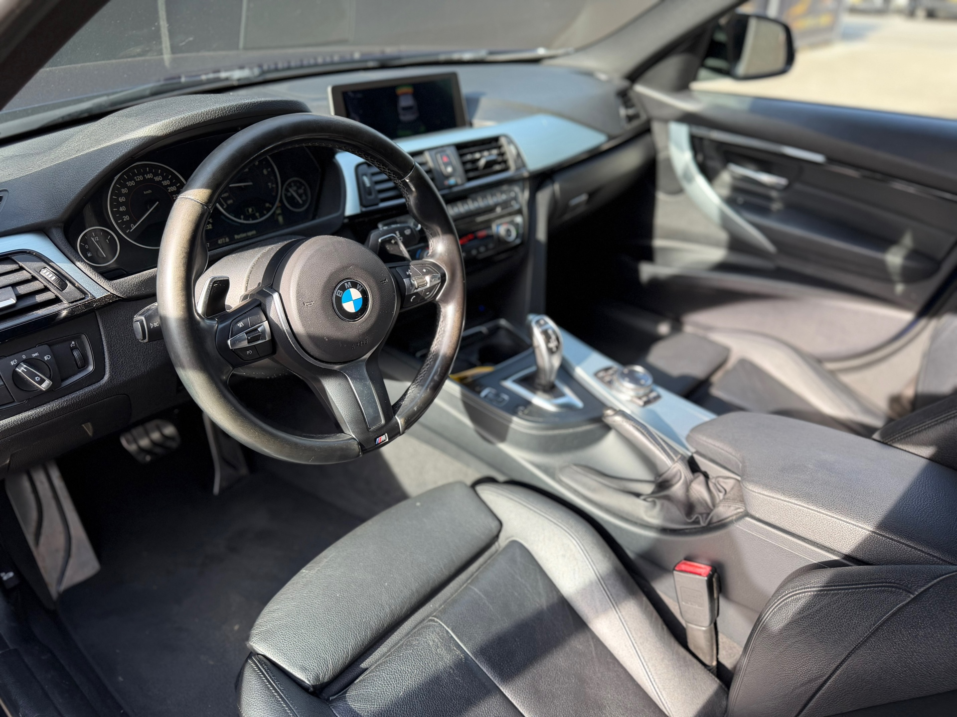 Foto van BMW 328i