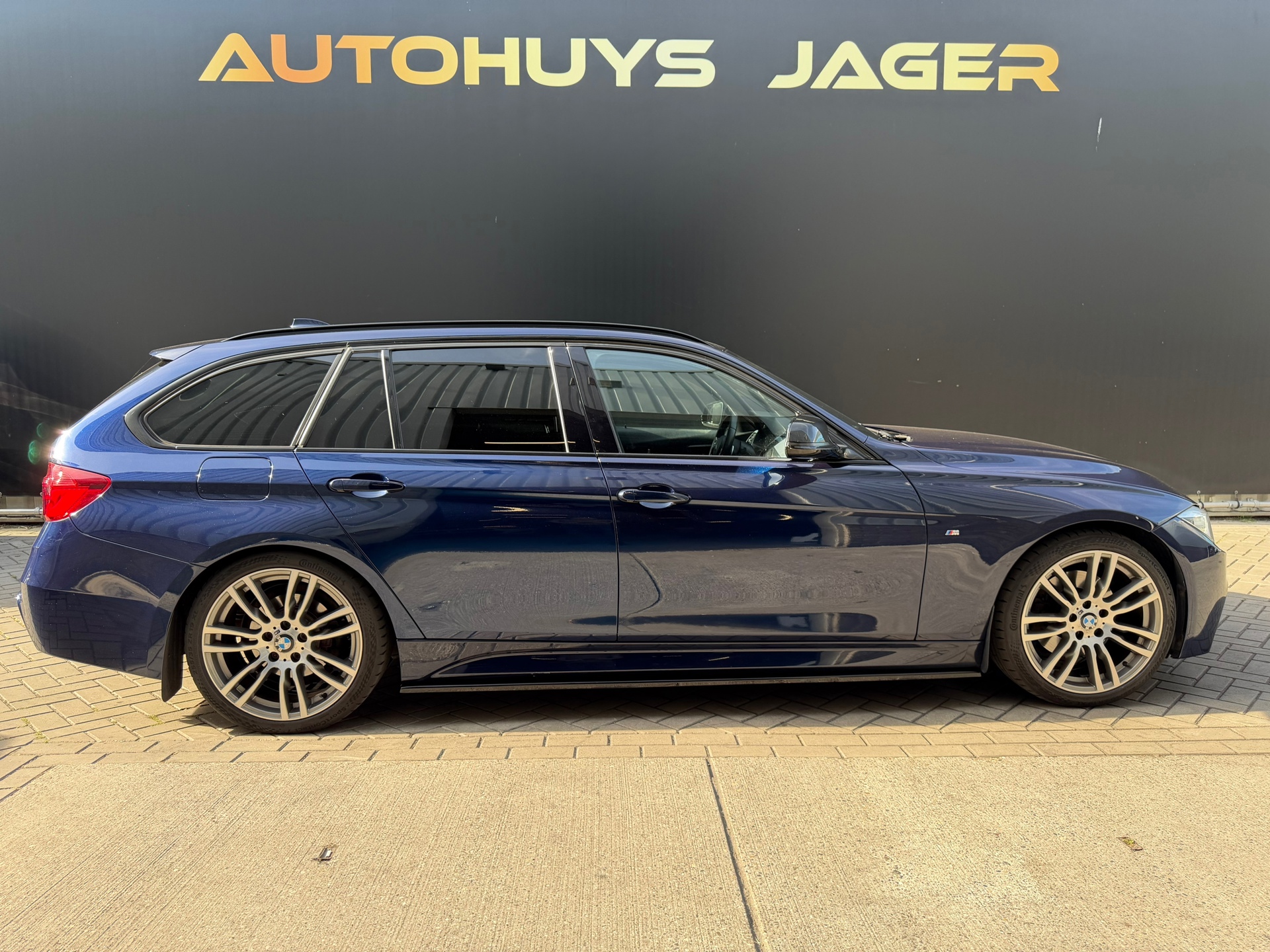 Foto van BMW 328i