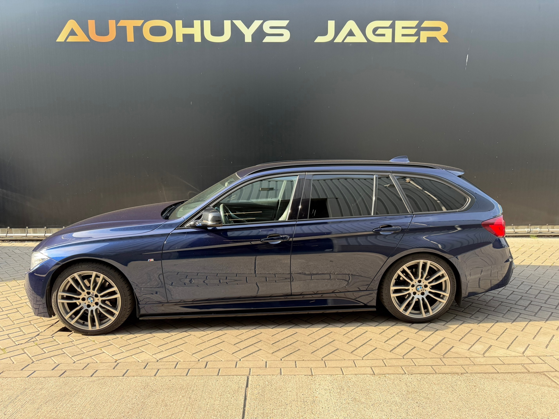 Foto van BMW 328i
