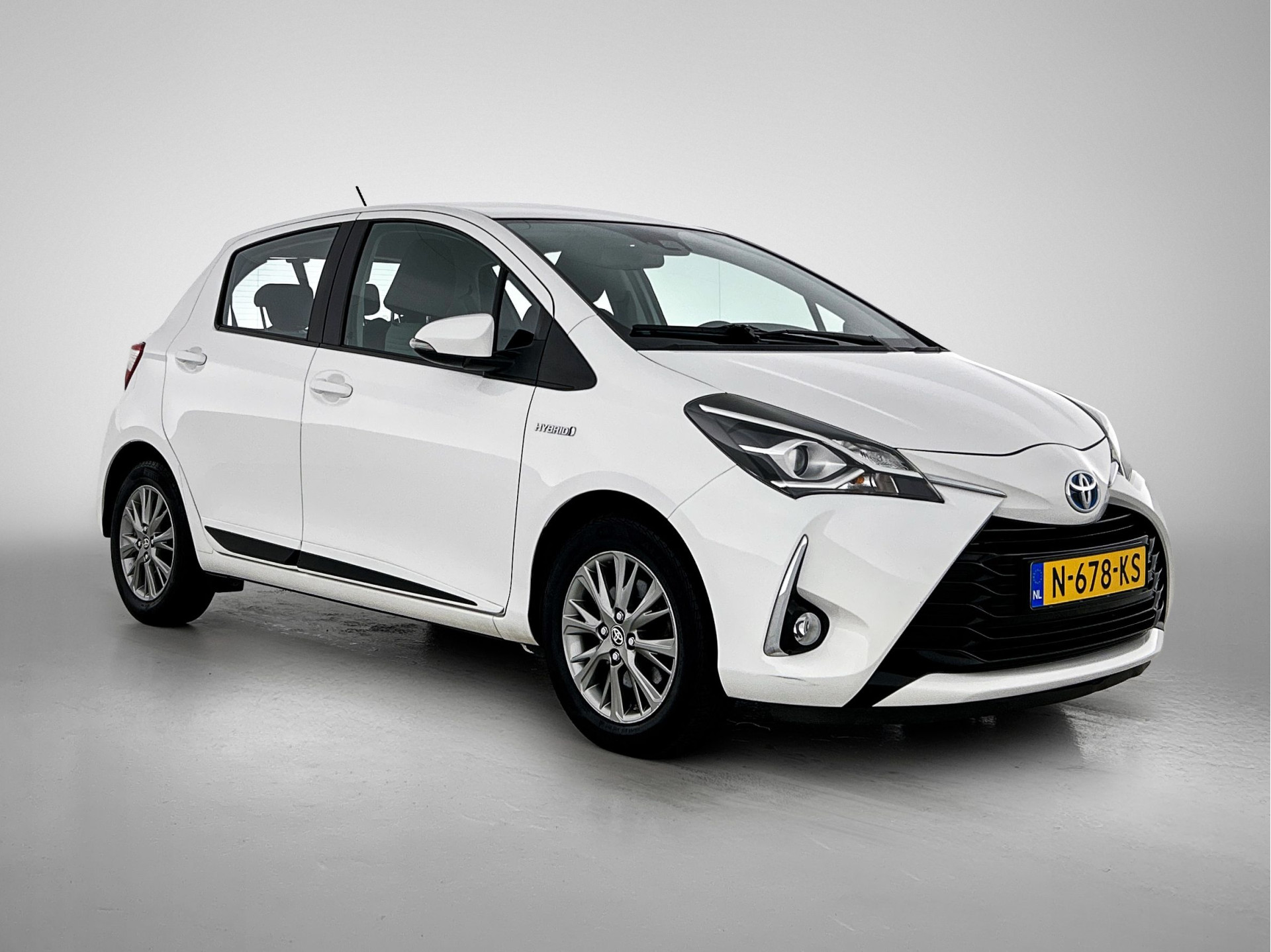 Foto van Toyota Toyota Yaris Hybrid