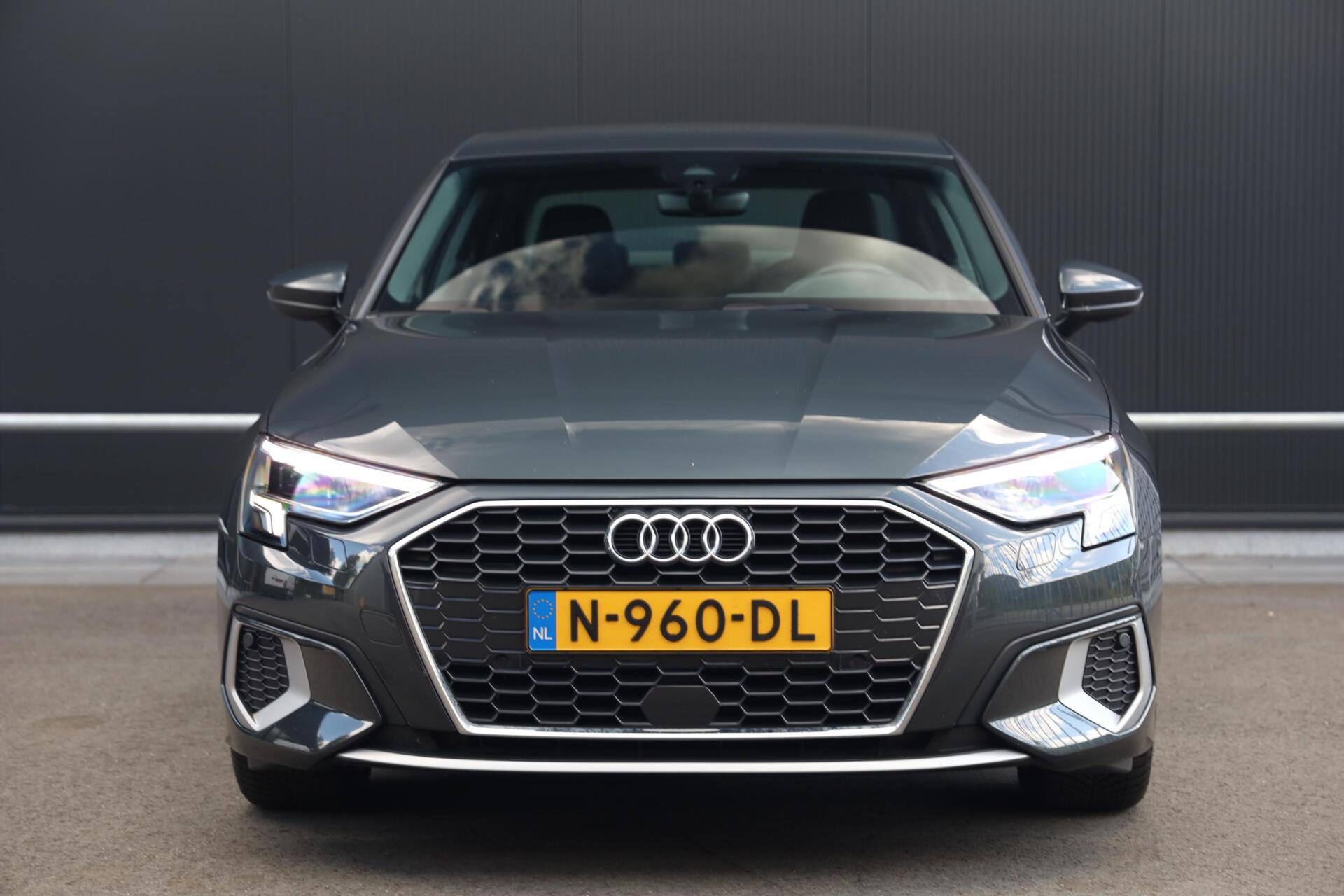 Foto van Audi A3 Limousine