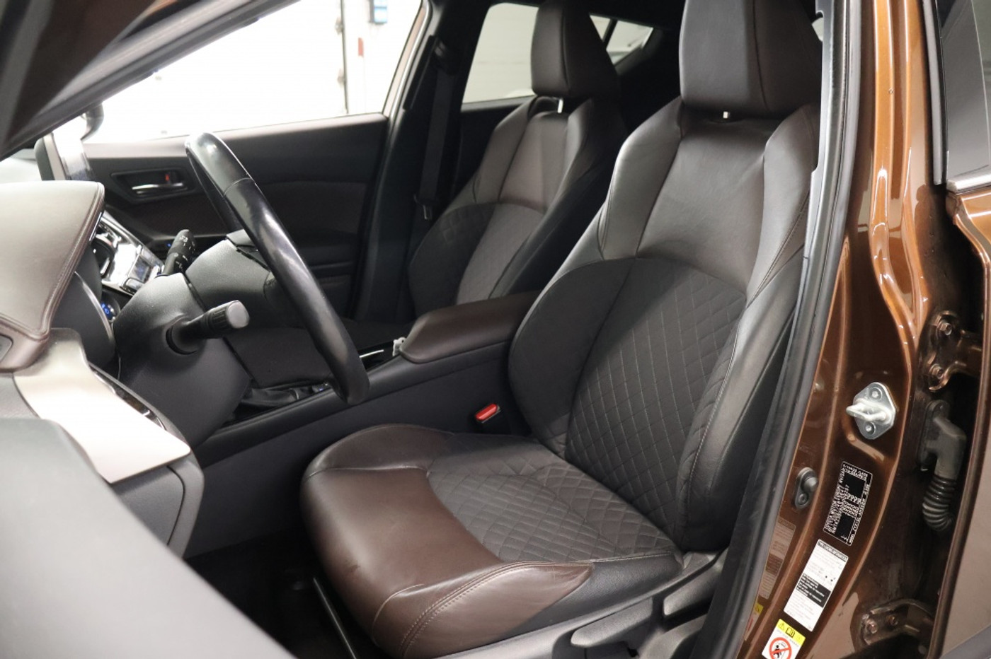 Foto van Toyota C-hr