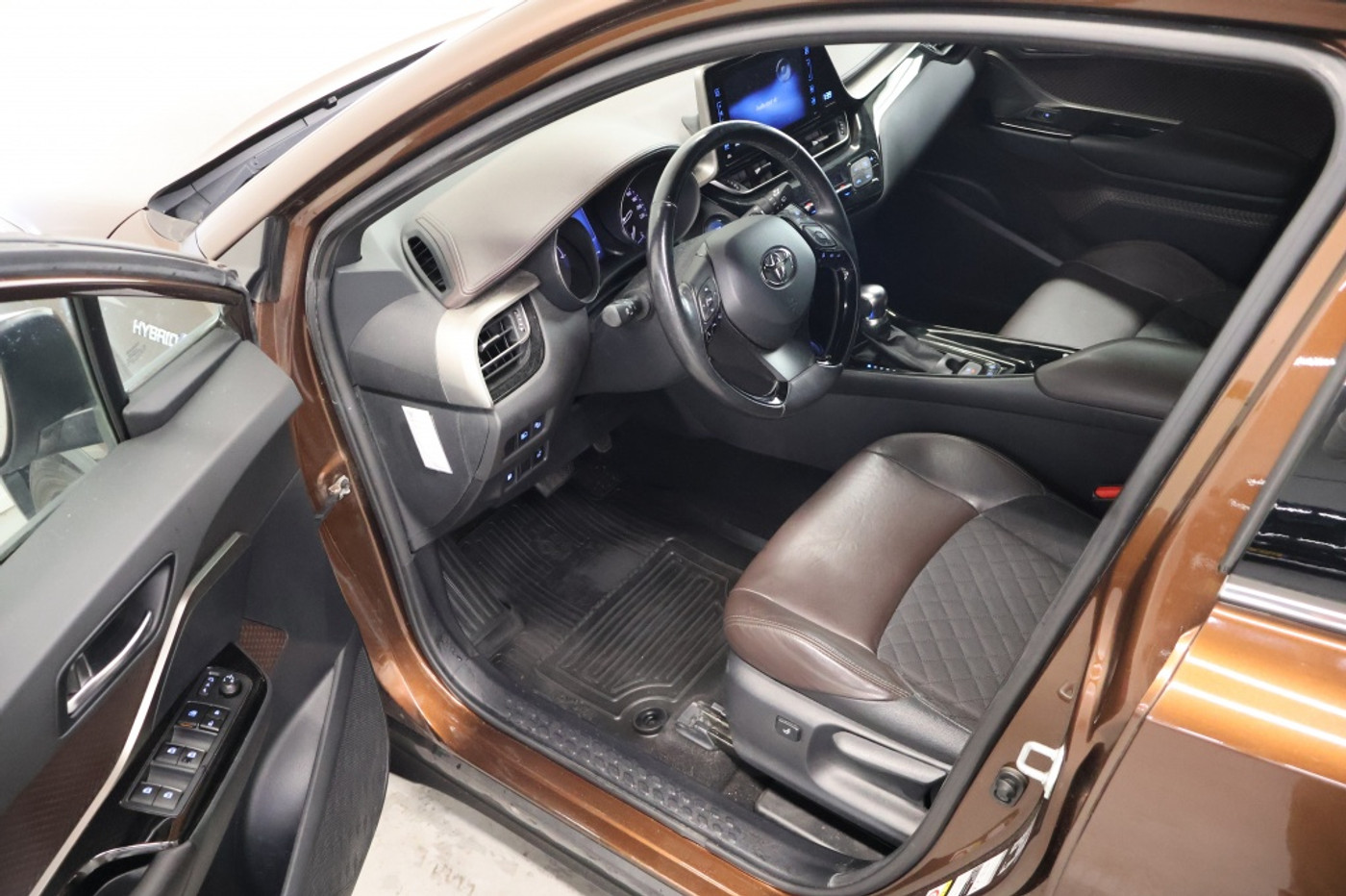 Foto van Toyota C-hr