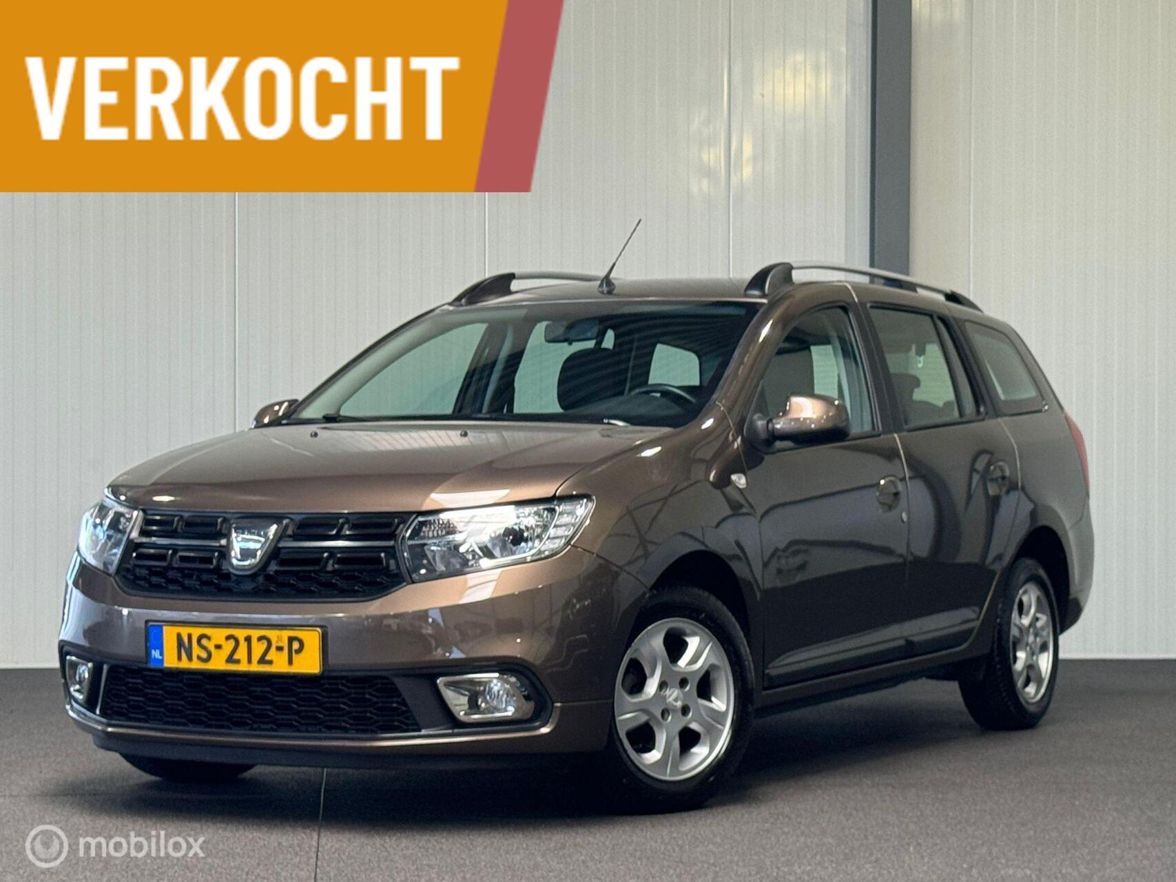 Dacia Logan 0.9 TCe Laureate AUTOMAAT [ NAP trekhaak camera ] 2017 - voorkant