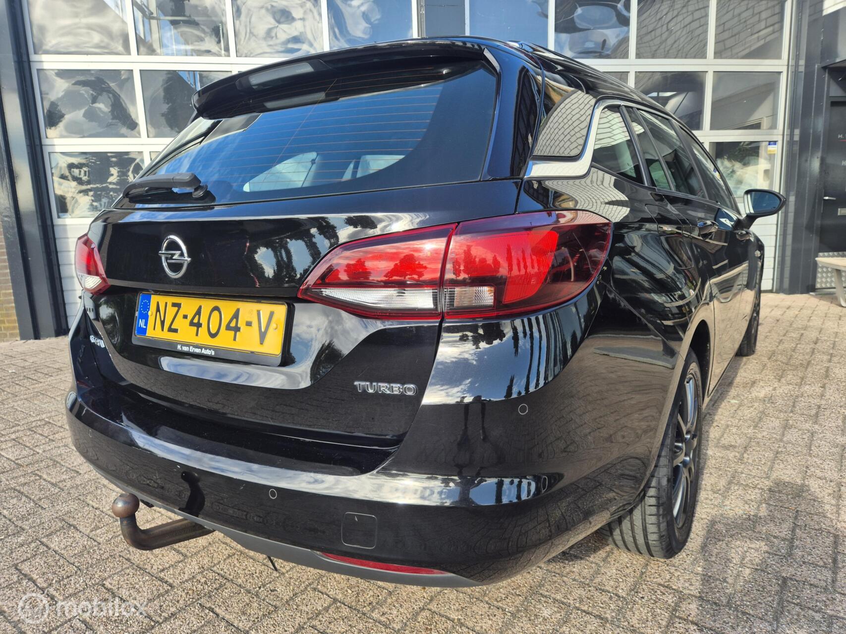 Foto van Opel Astra Sports Tourer