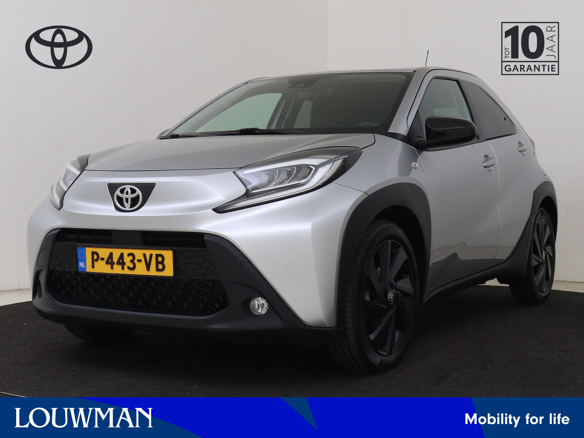 Toyota Aygo X 1.0 VVT-i S-CVT first 2022 - voorkant