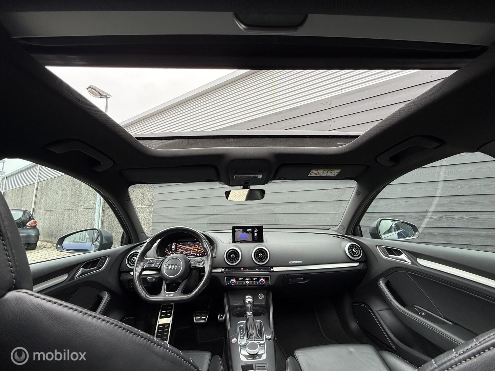 Foto van Audi S3 Limousine