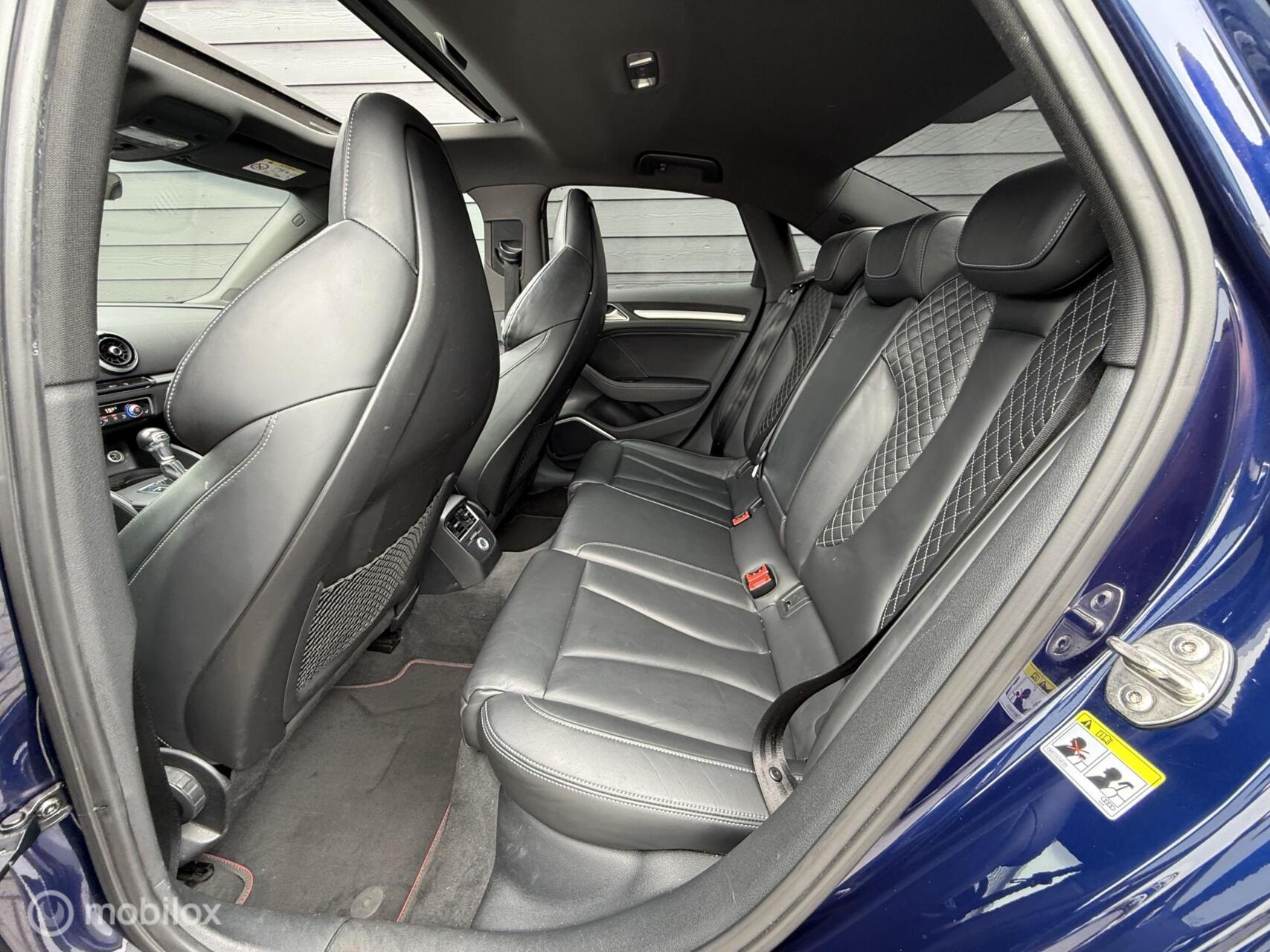 Foto van Audi S3 Limousine