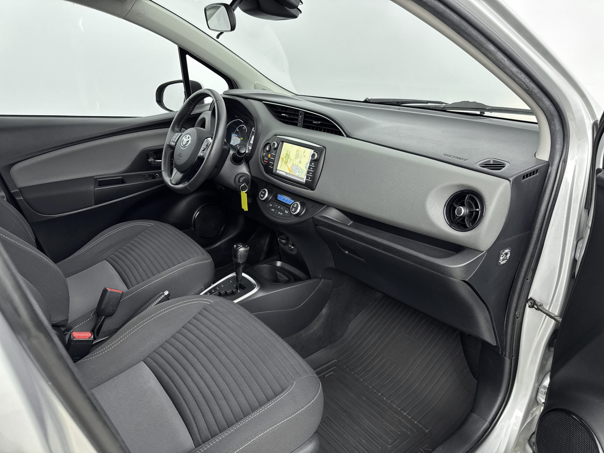 Foto van Toyota Toyota Yaris Hybrid