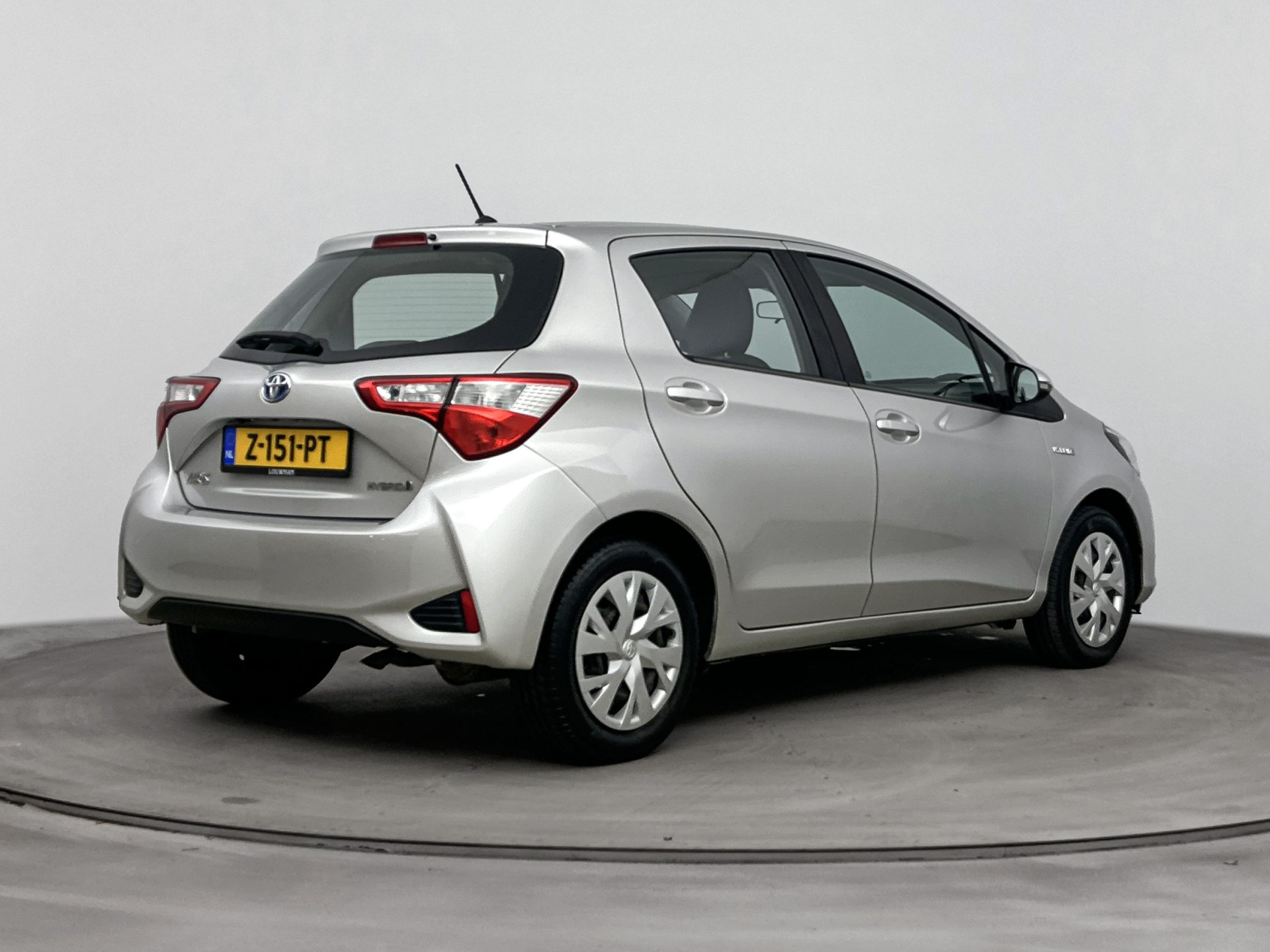 Foto van Toyota Toyota Yaris Hybrid