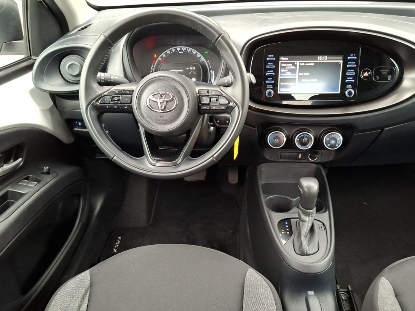 Foto van Toyota Aygo X