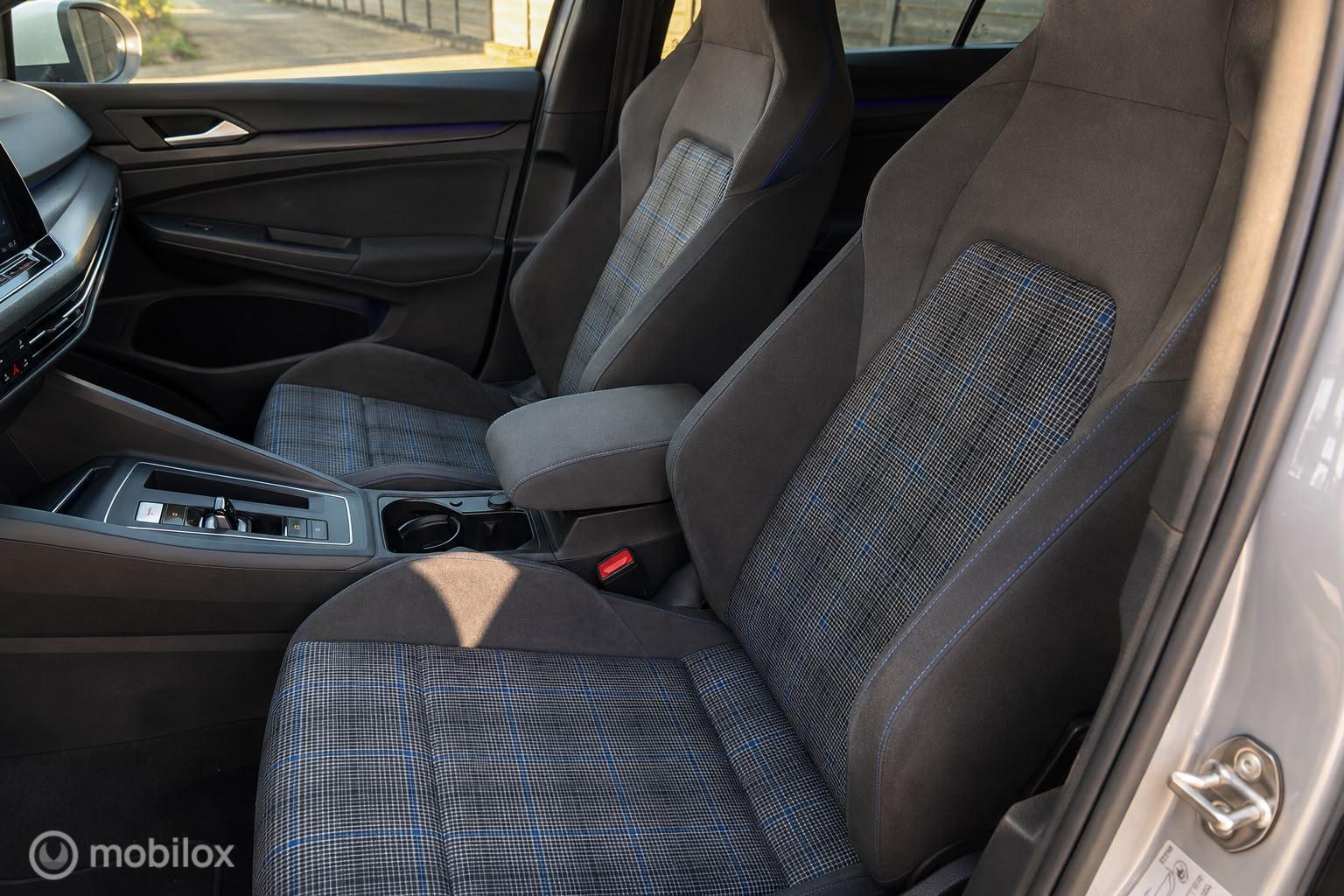 Foto van Volkswagen Golf GTE