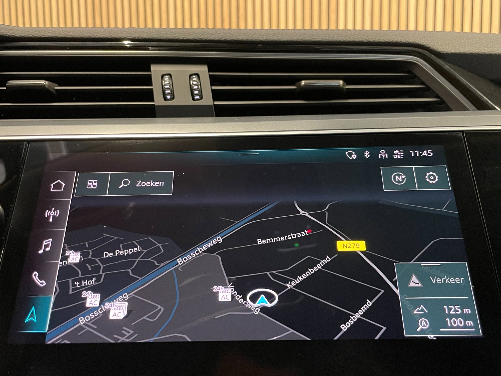 Foto van Audi E-tron 55