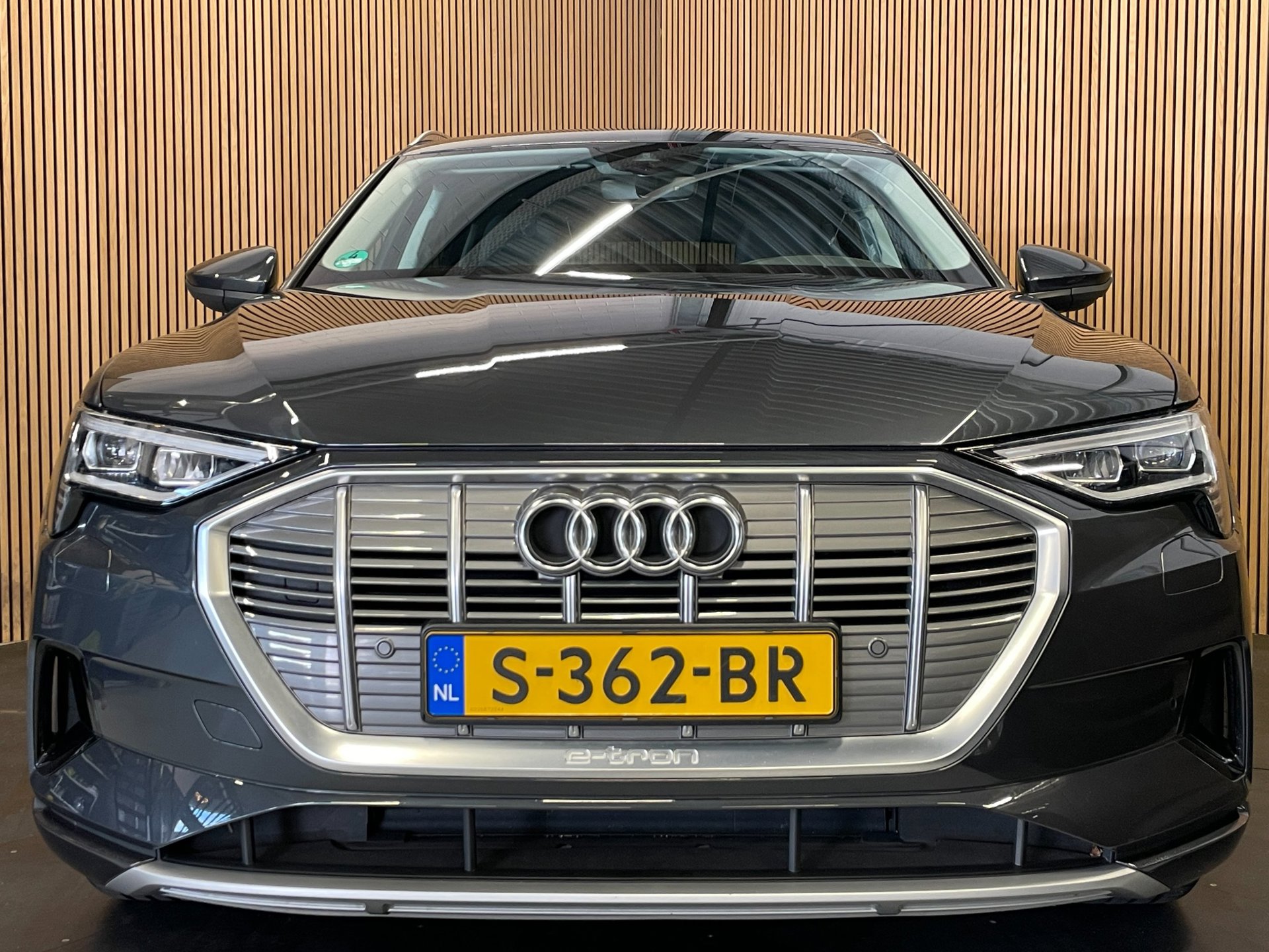 Foto van Audi E-tron 55