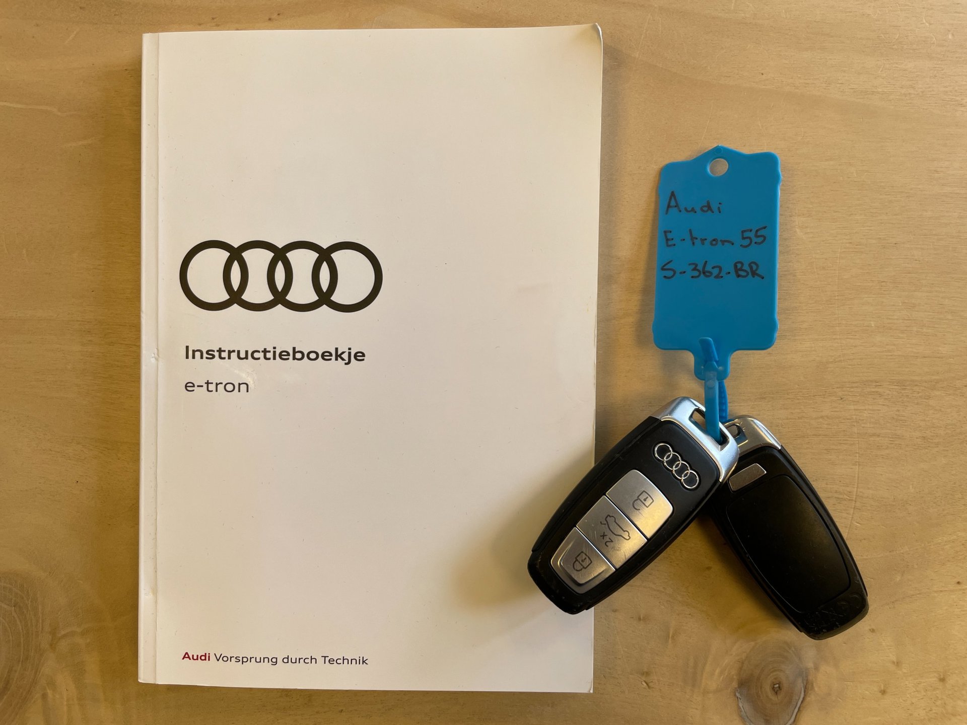 Foto van Audi E-tron 55