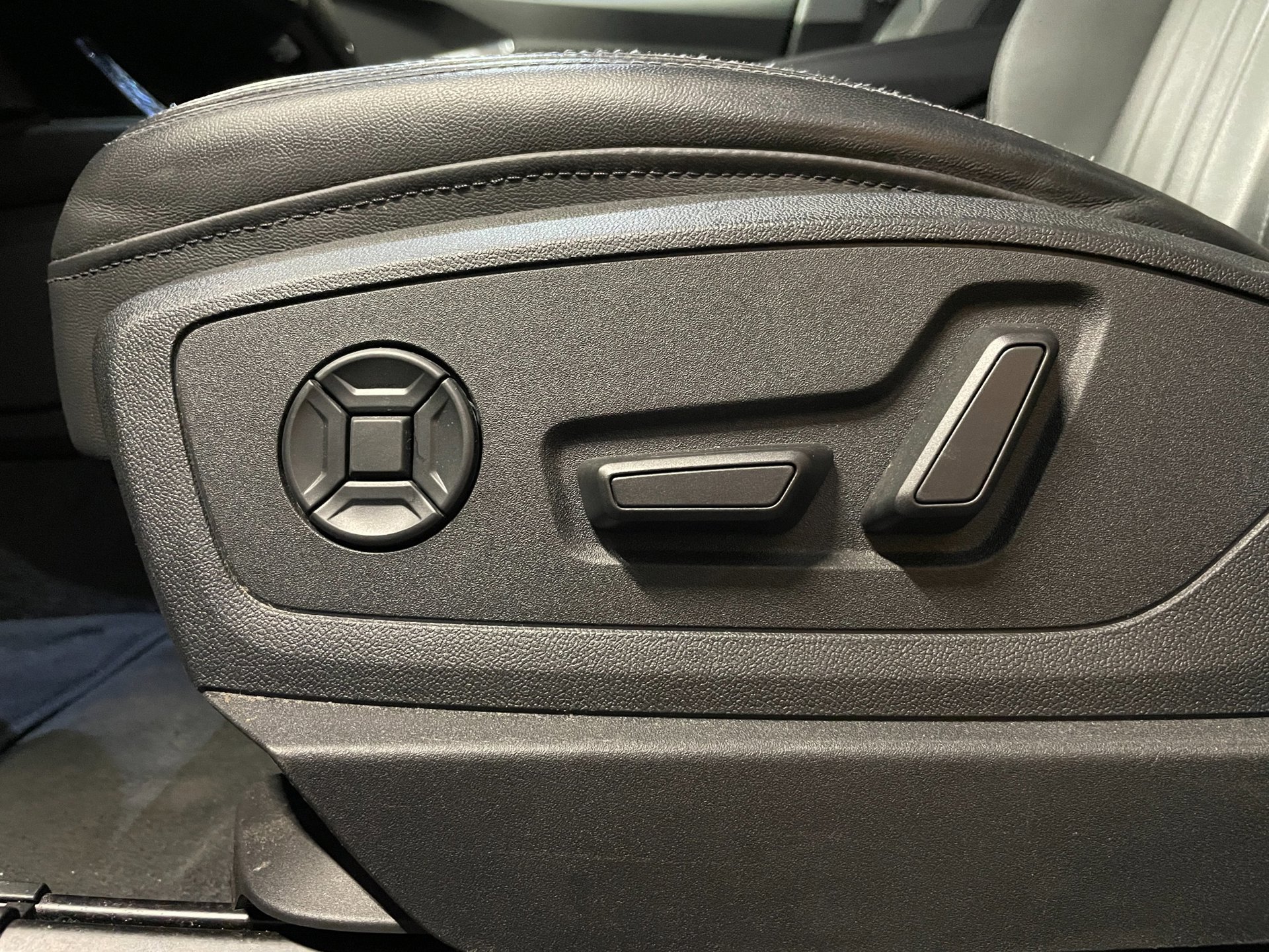 Foto van Audi E-tron 55