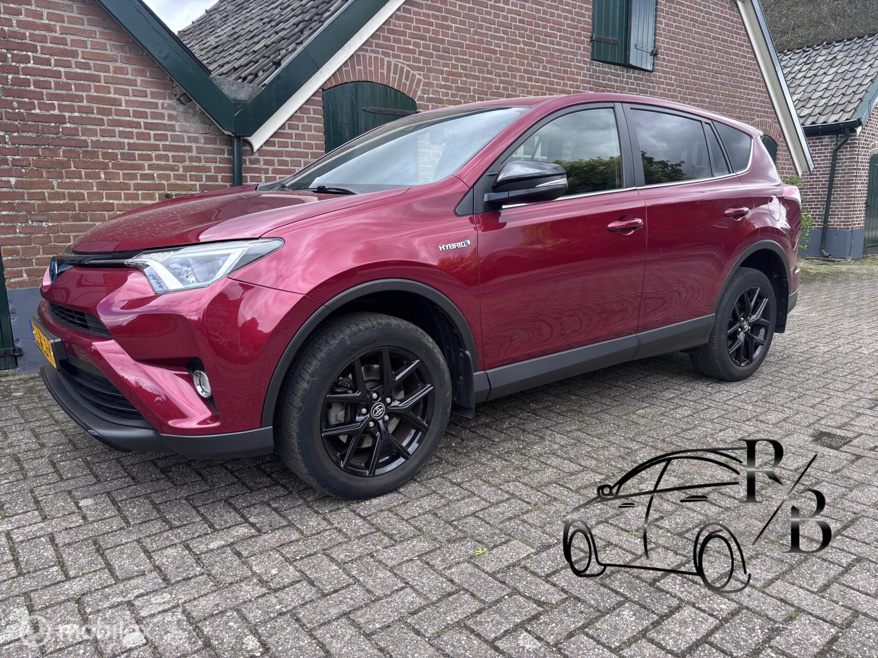 Toyota Rav4 2.5 Hybrid Black Edition Navi Camera Airco APK 2018 - voorkant