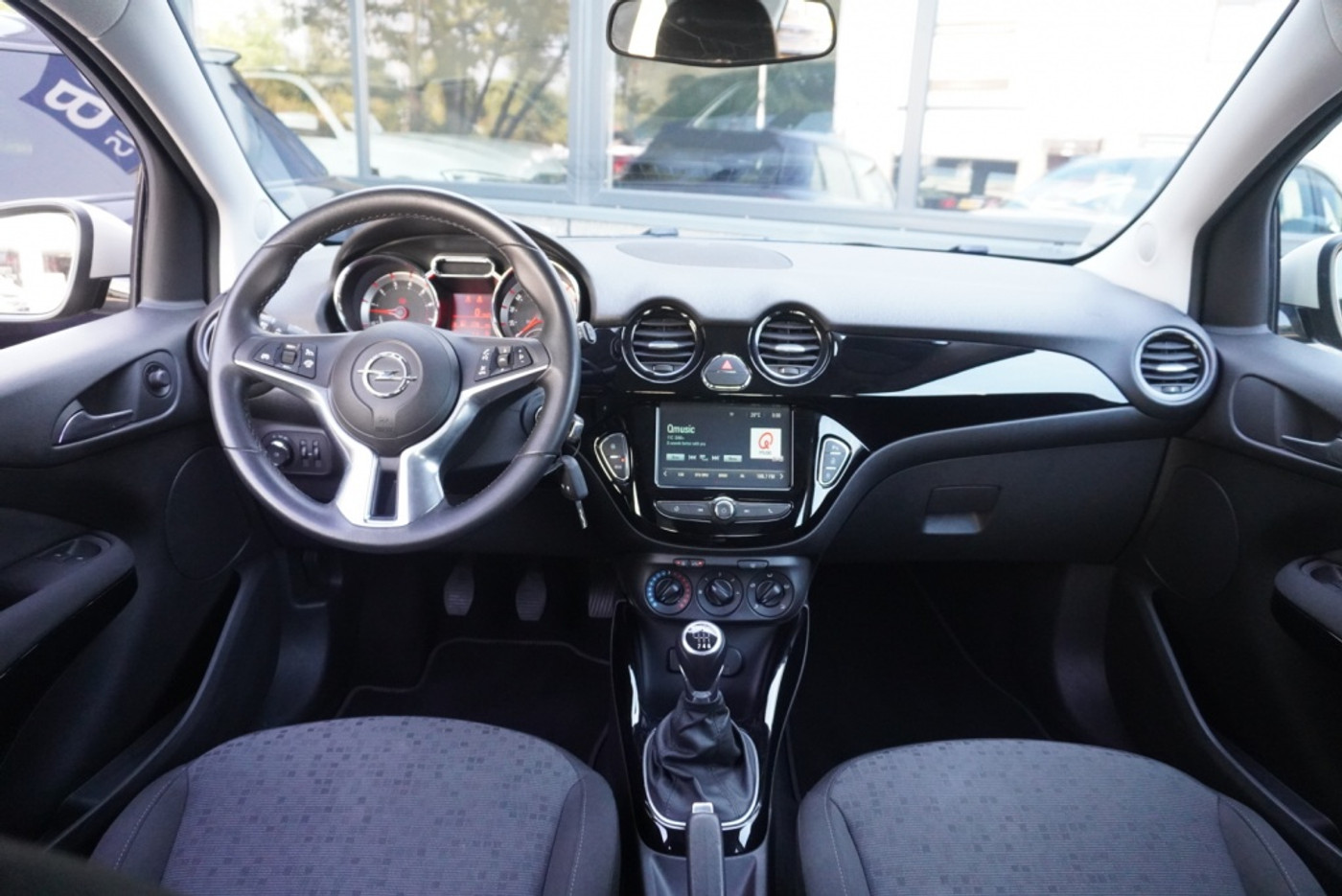 Foto van Opel Adam