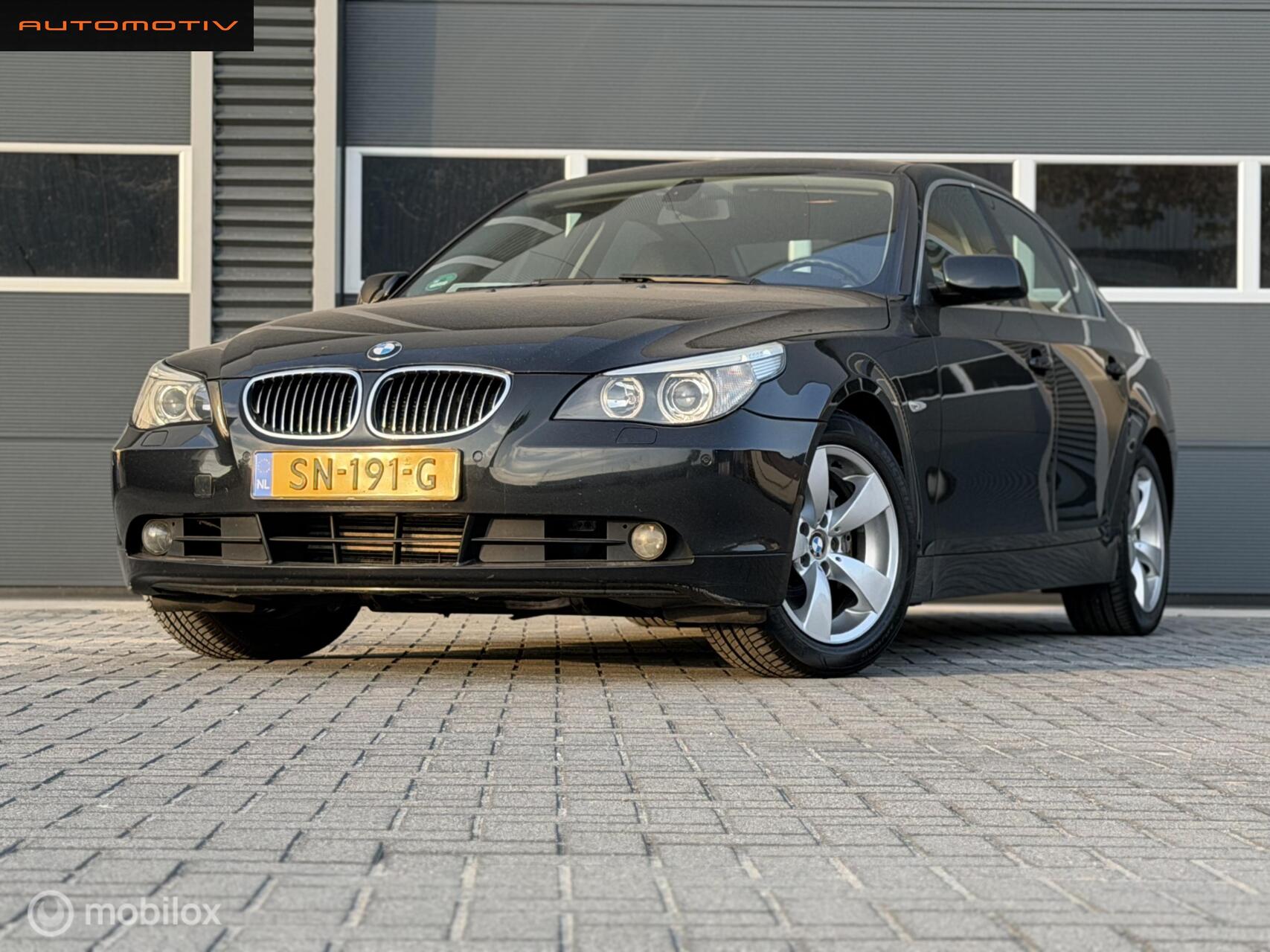 BMW 530i 530i Executive 2003 - voorkant