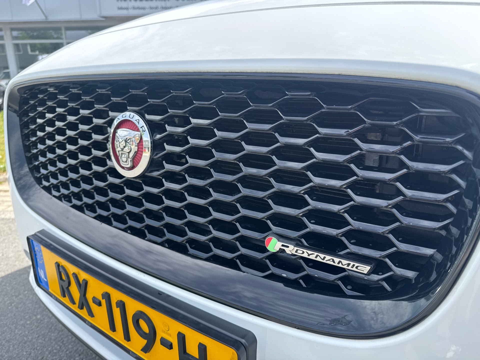 Foto van Jaguar E-pace