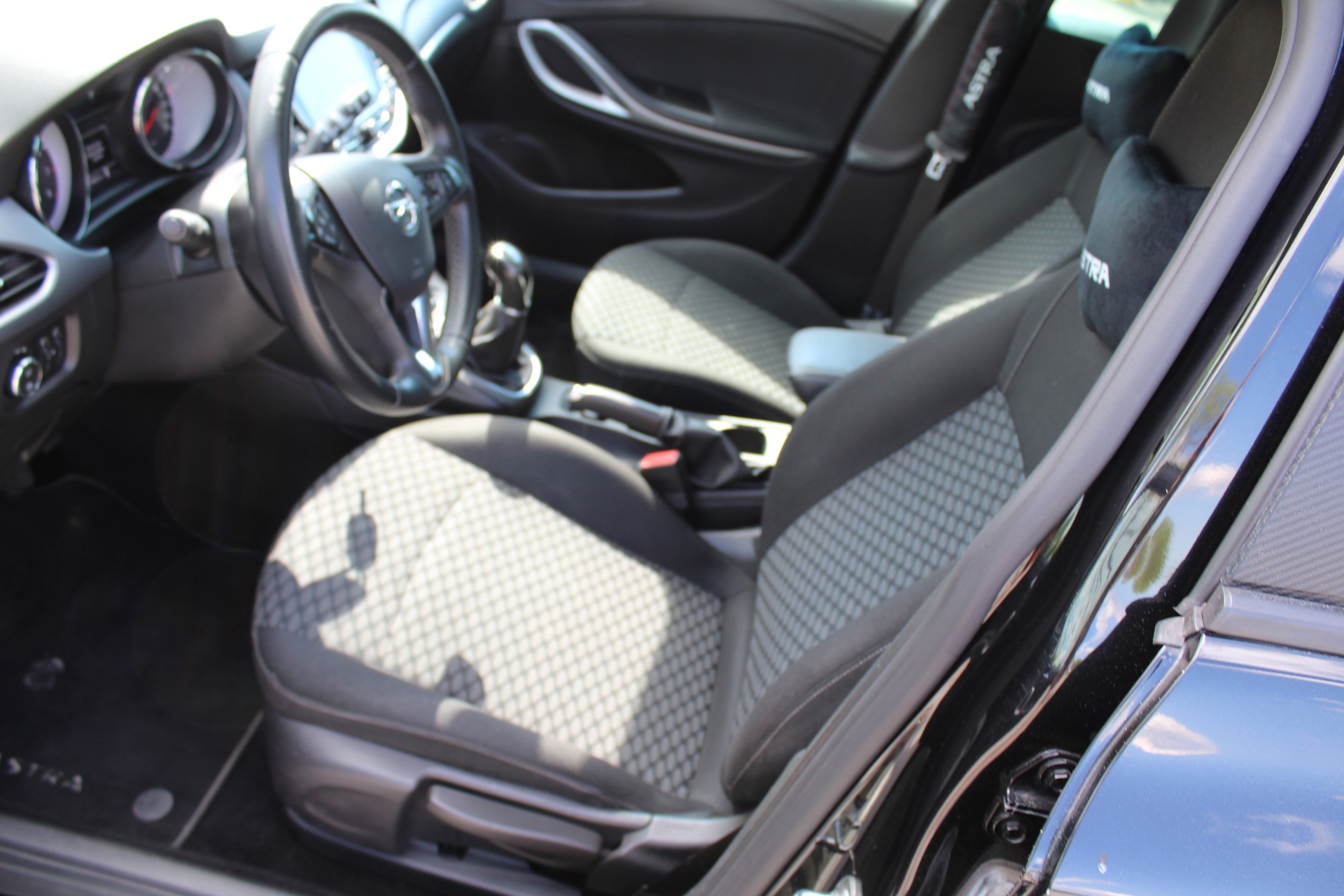 Foto van Opel Astra Sports Tourer