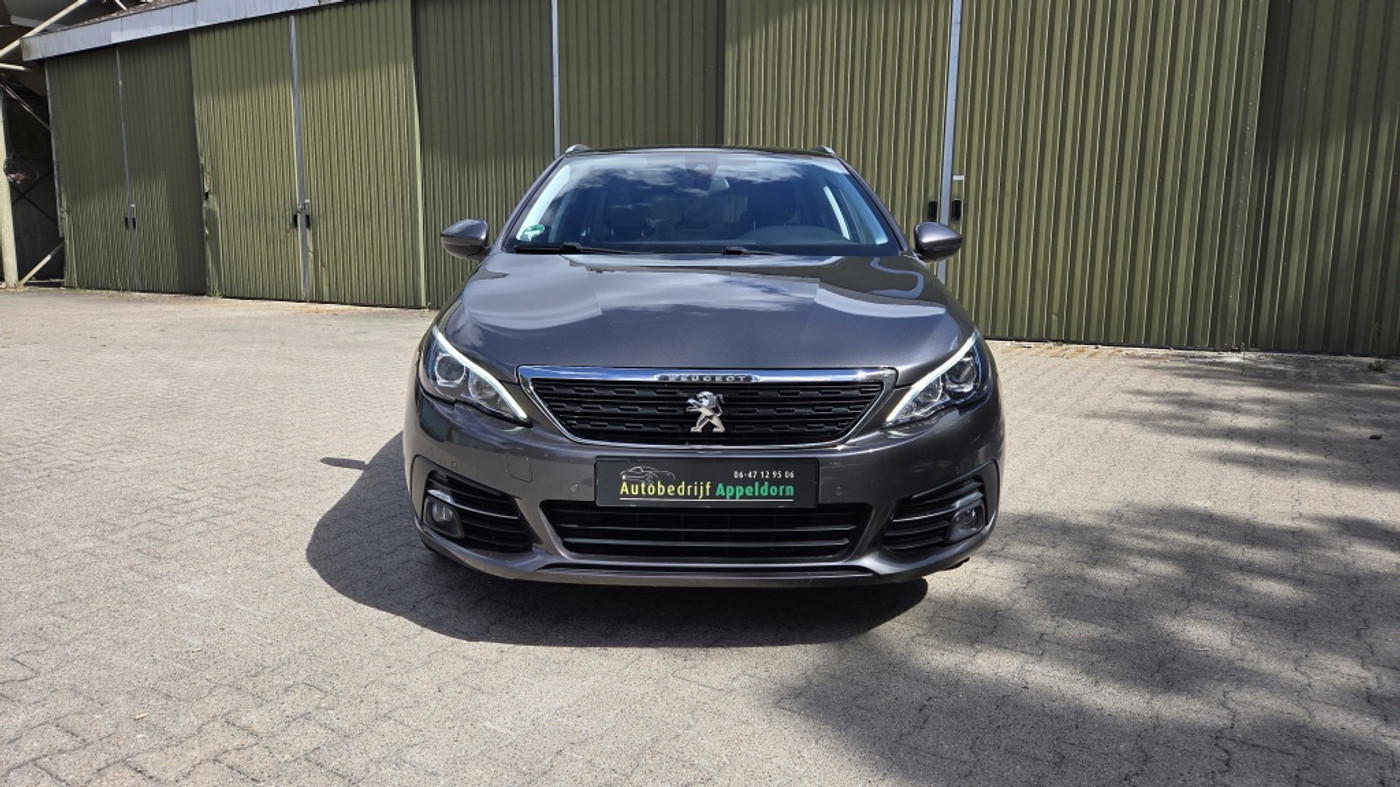 Foto van Peugeot 308 SW