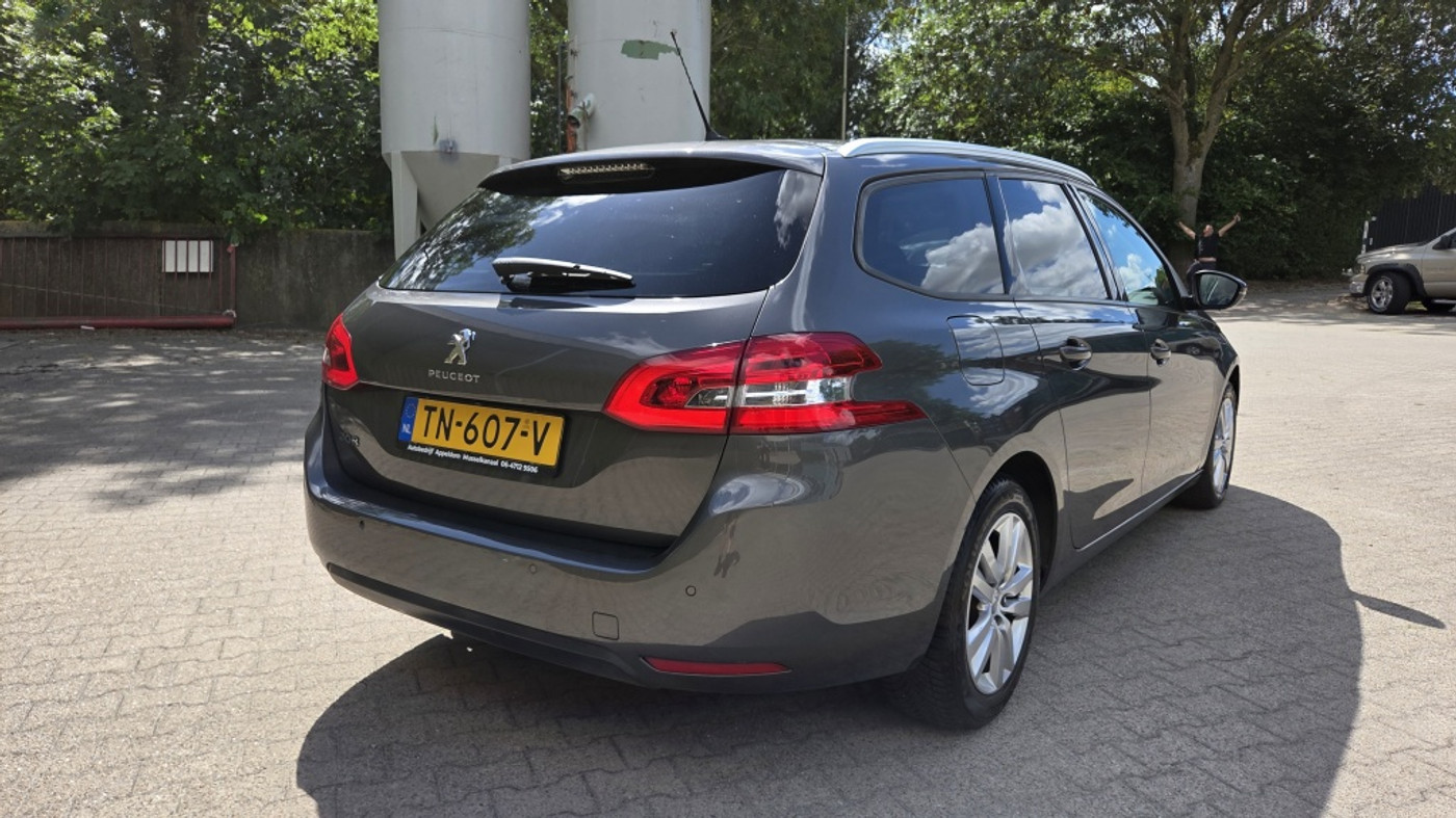 Foto van Peugeot 308 SW