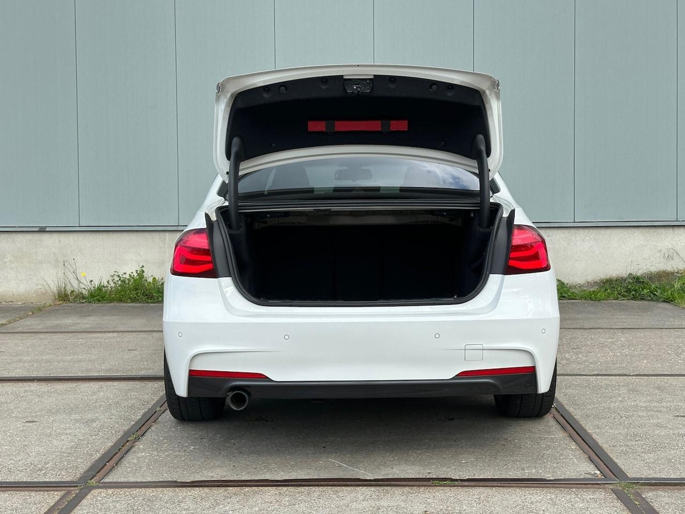 Foto van BMW 318i