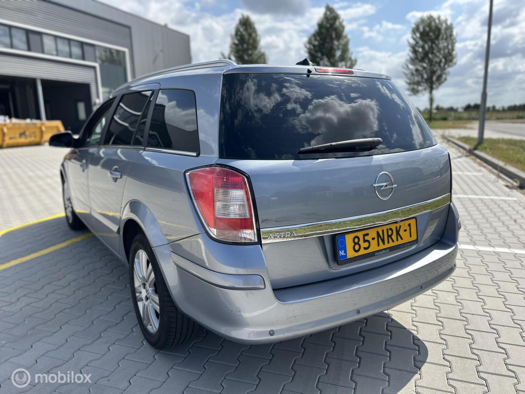 Foto van Opel Astra Station Wagon