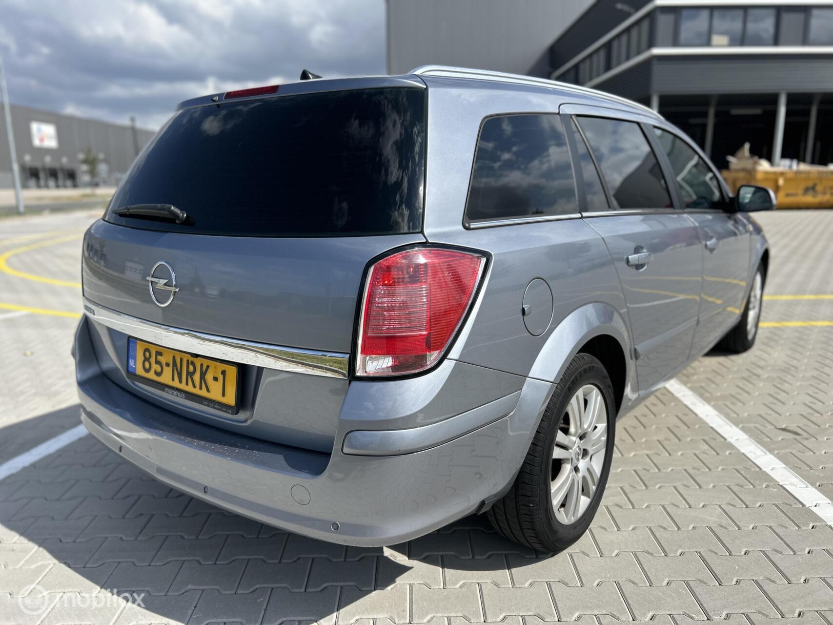 Foto van Opel Astra Station Wagon