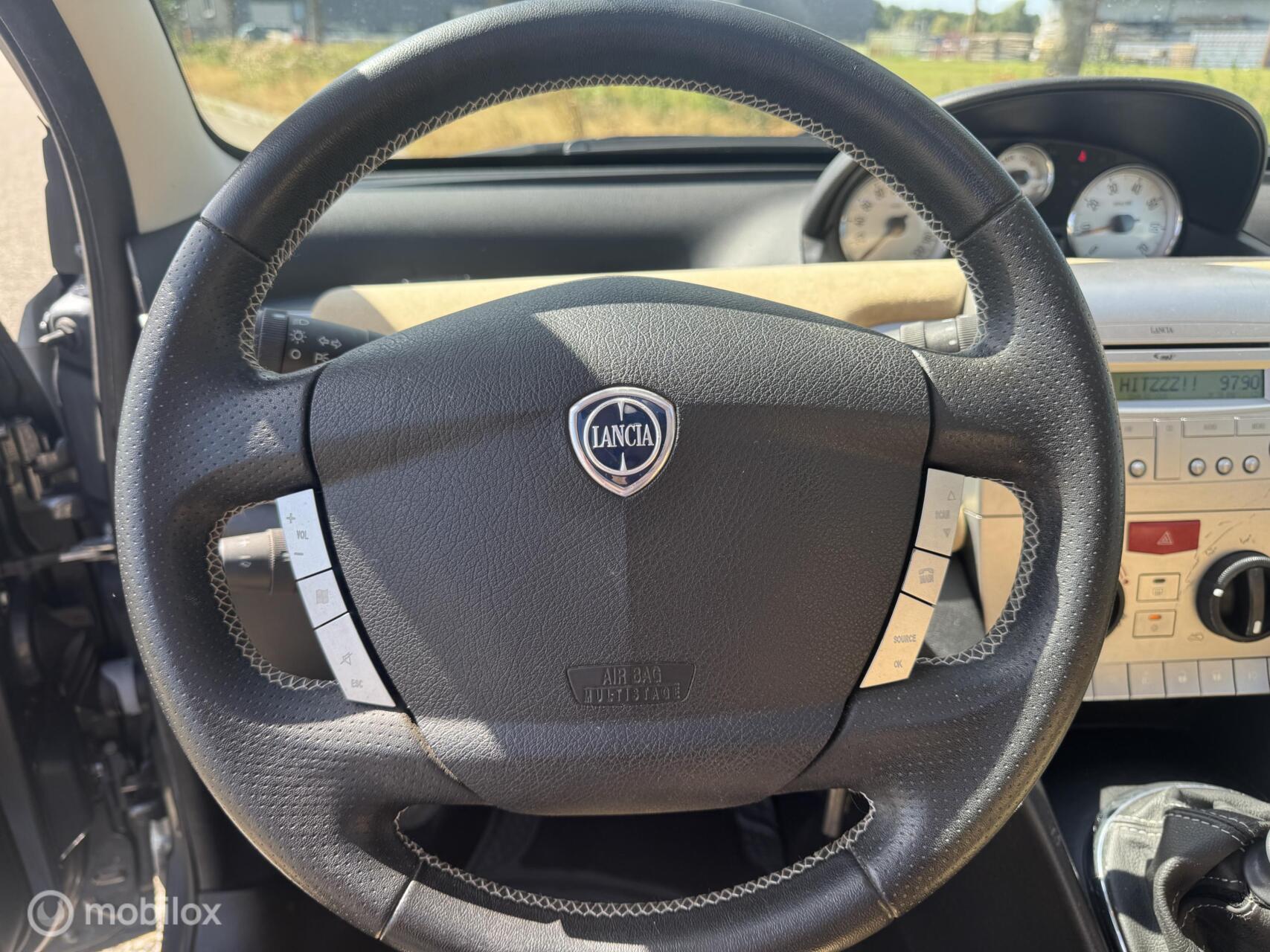 Foto van Lancia Lancia Ypsilon