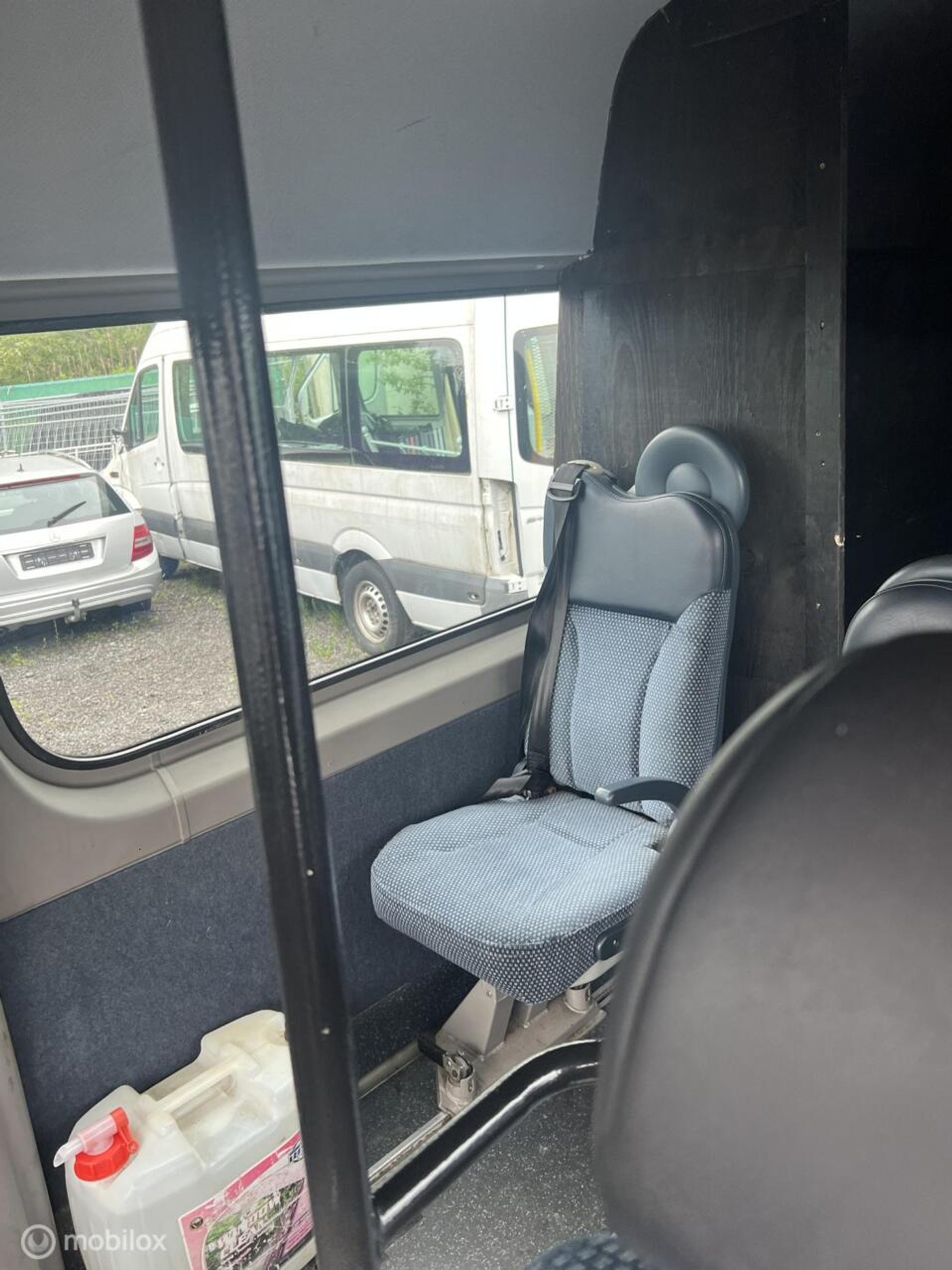Foto van Mercedes-Benz 906 Ac 35