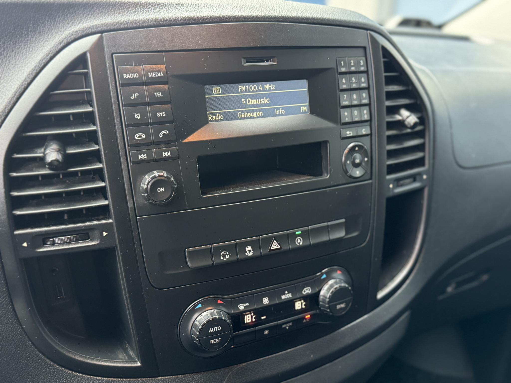 Foto van Mercedes-Benz Vito