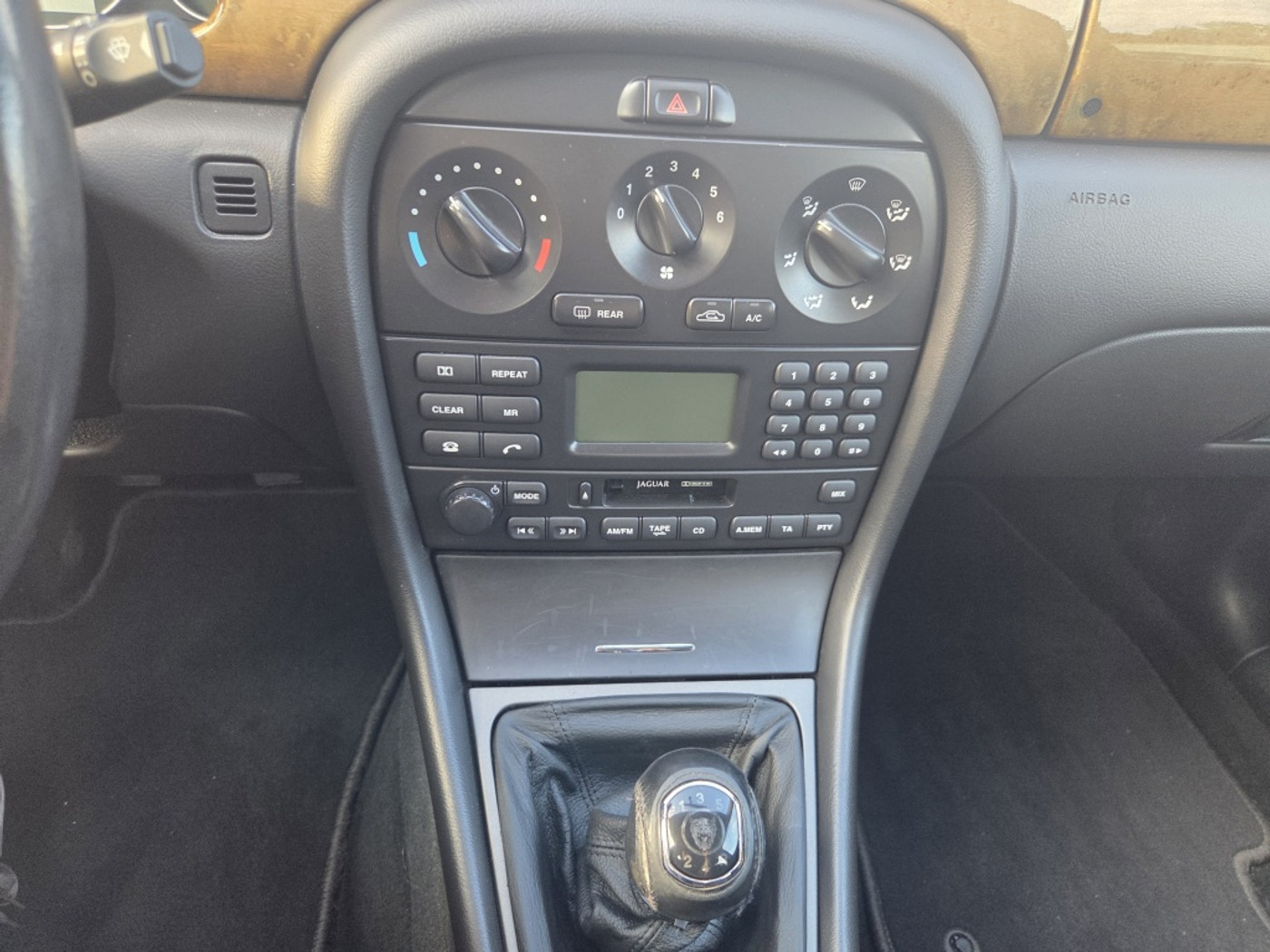 Foto van Jaguar X-type 2.0 V6