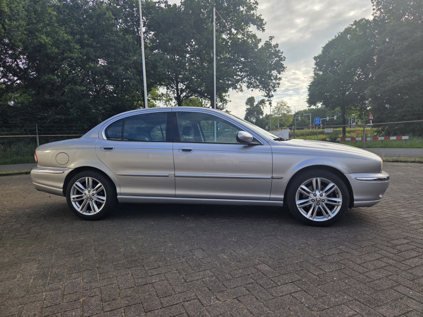 Foto van Jaguar X-type 2.0 V6