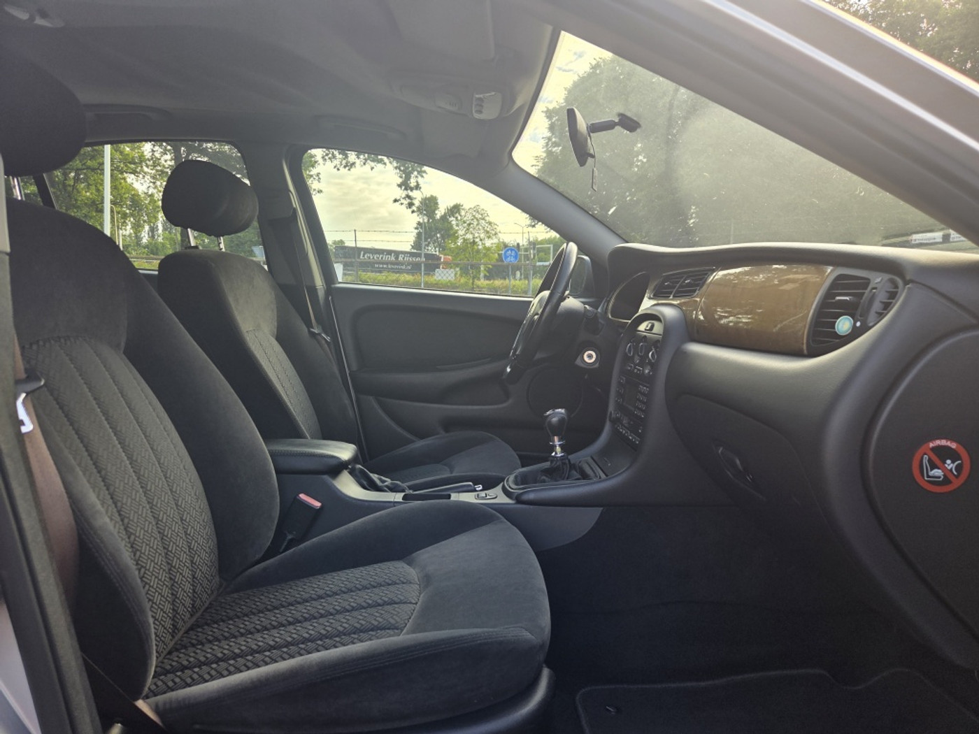 Foto van Jaguar X-type 2.0 V6