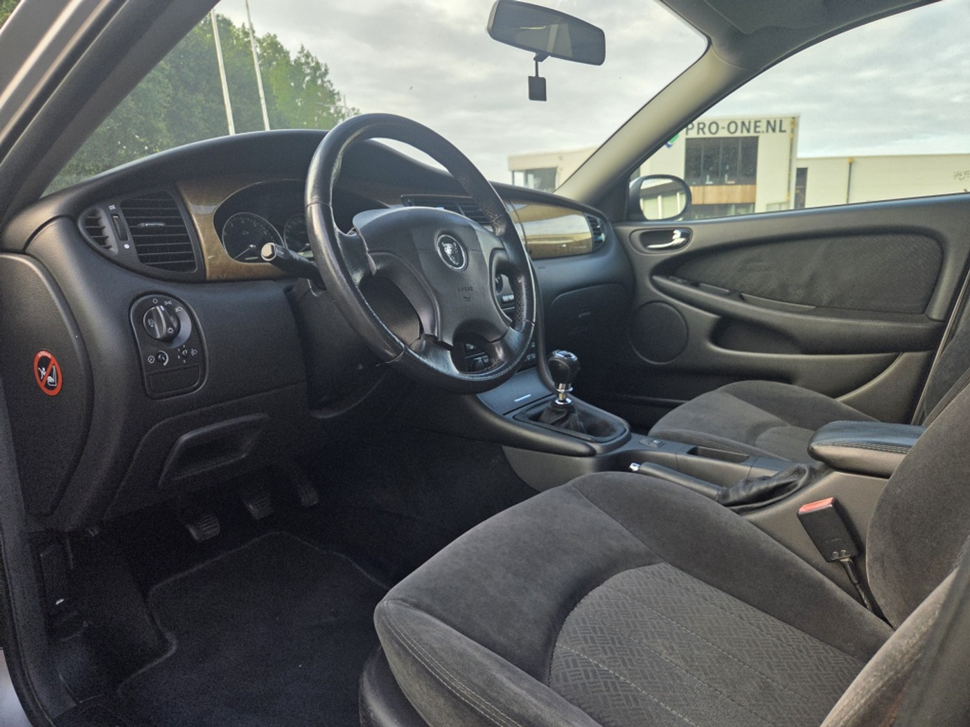 Foto van Jaguar X-type 2.0 V6