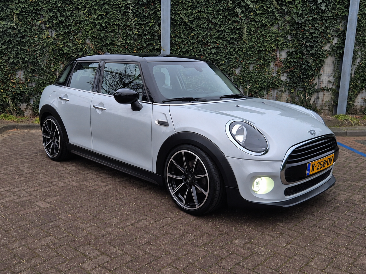 Mini Cooper 1.5 Cooper Business Edition Digidash met Mini Next Garantie 2021 - voorkant