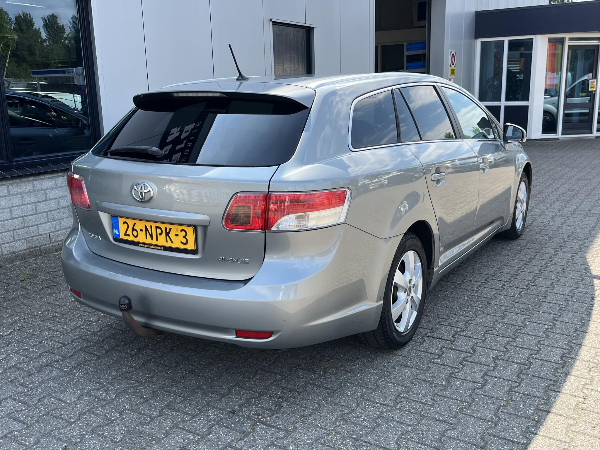 Foto van Toyota Toyota Avensis