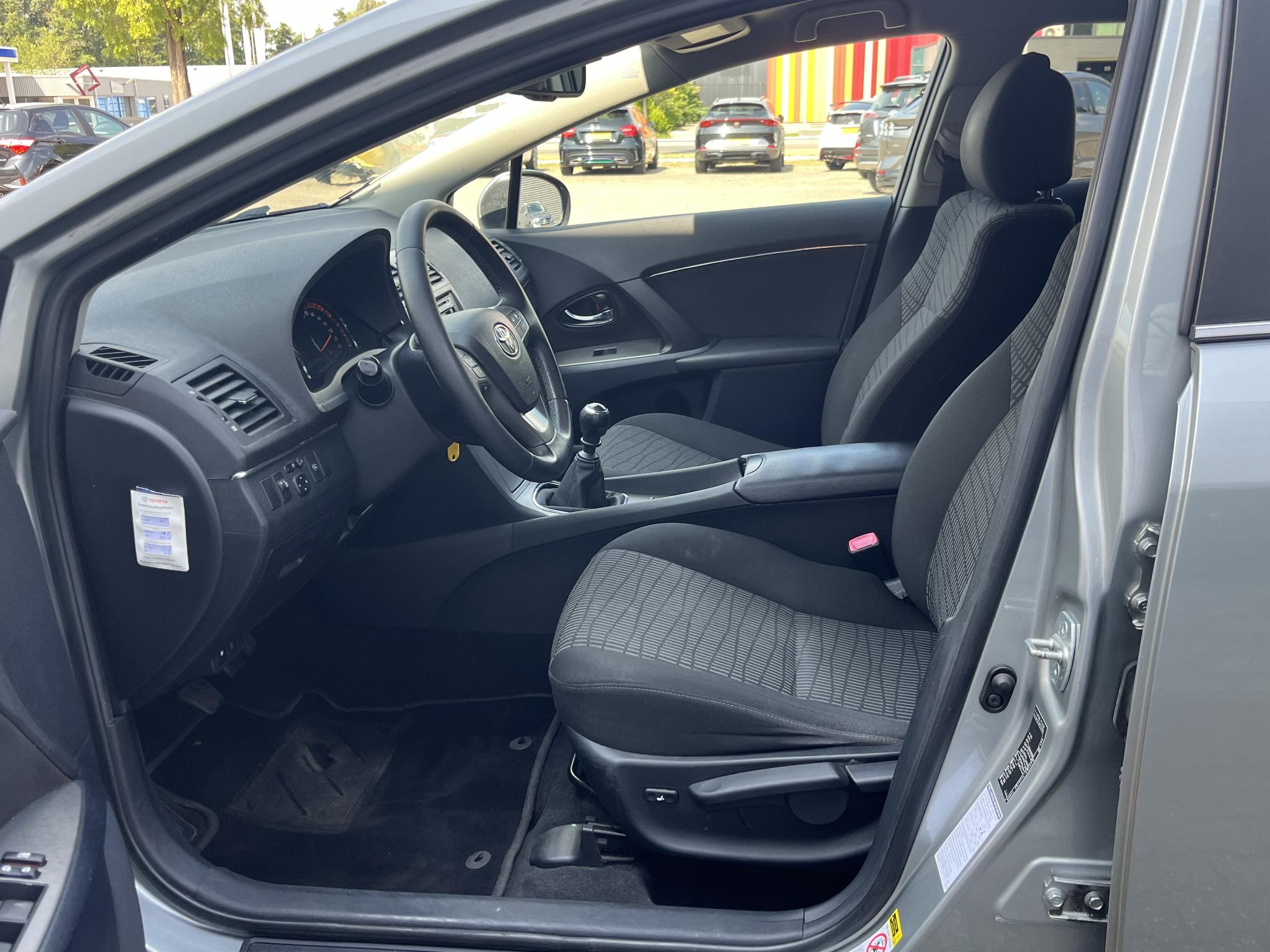 Foto van Toyota Toyota Avensis